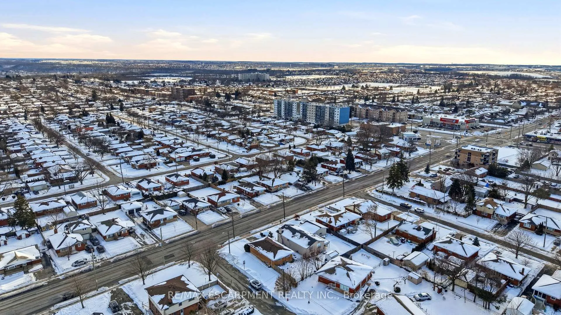 Photo 32 of 763 Upper Ottawa Street, Hamilton, Huntington — HOMEH