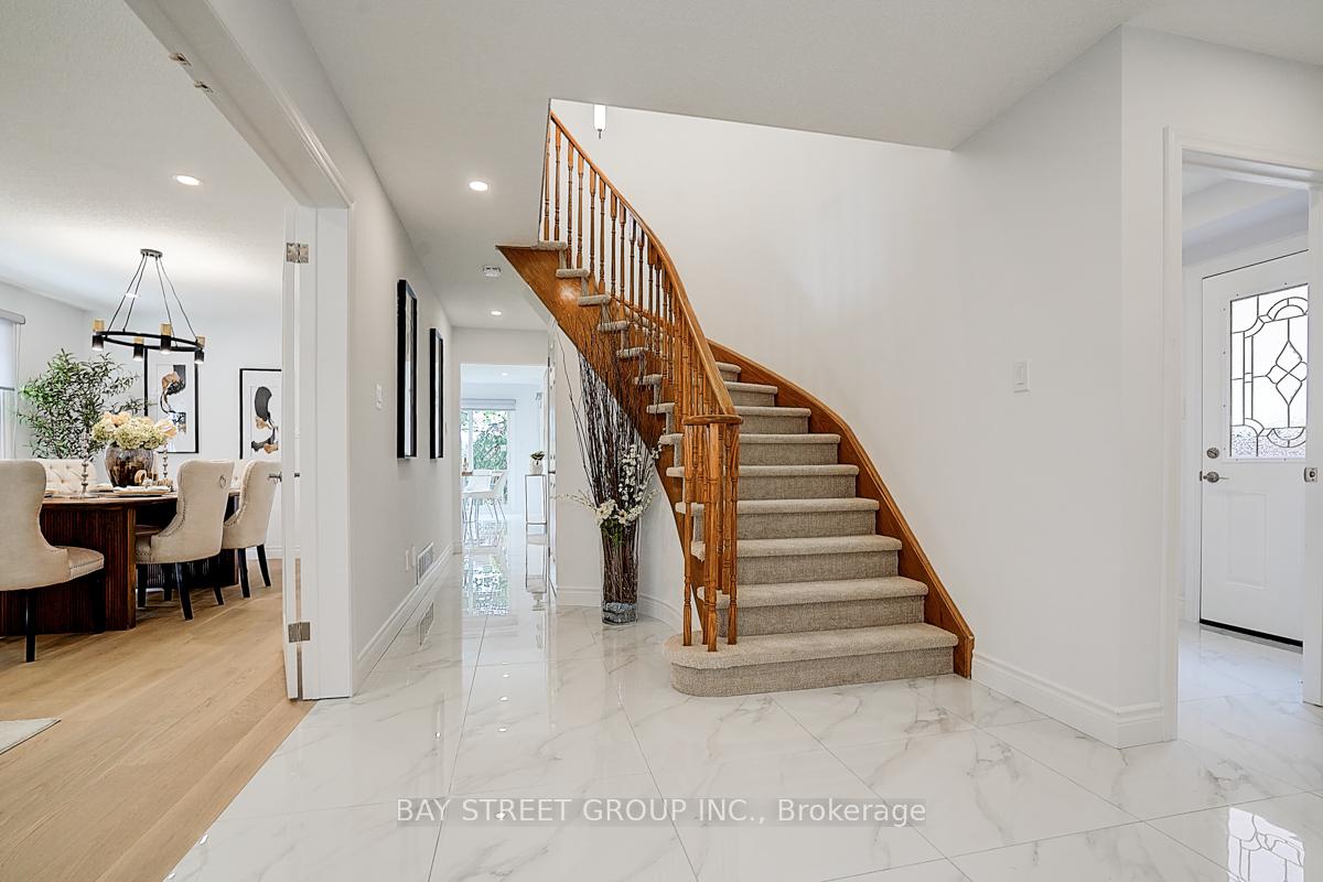 Photo 4 of 67 Kyla Crescent, Markham, Milliken Mills East — HOMEH