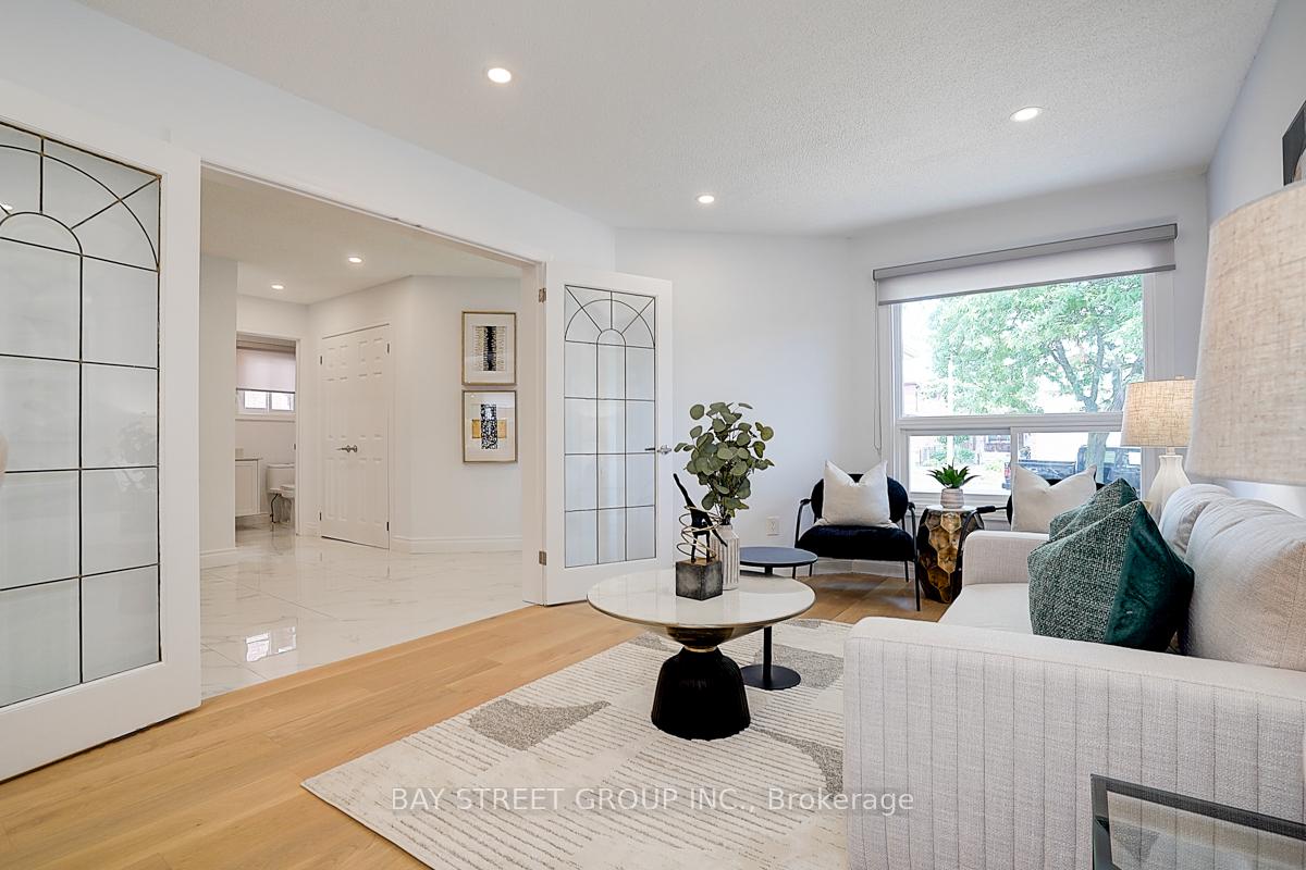 Photo 9 of 67 Kyla Crescent, Markham, Milliken Mills East — HOMEH