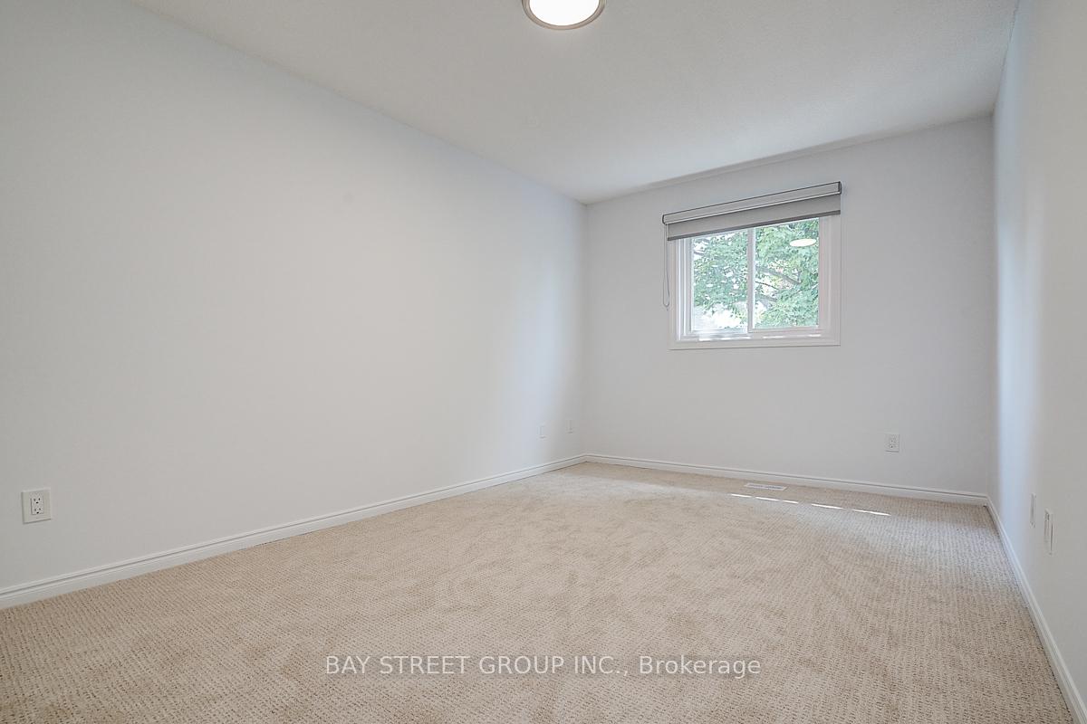 Photo 32 of 67 Kyla Crescent, Markham, Milliken Mills East — HOMEH