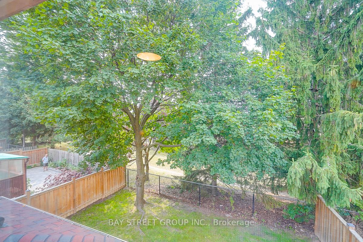 Photo 33 of 67 Kyla Crescent, Markham, Milliken Mills East — HOMEH