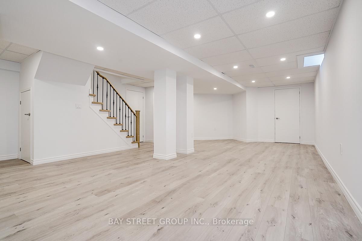 Photo 38 of 67 Kyla Crescent, Markham, Milliken Mills East — HOMEH