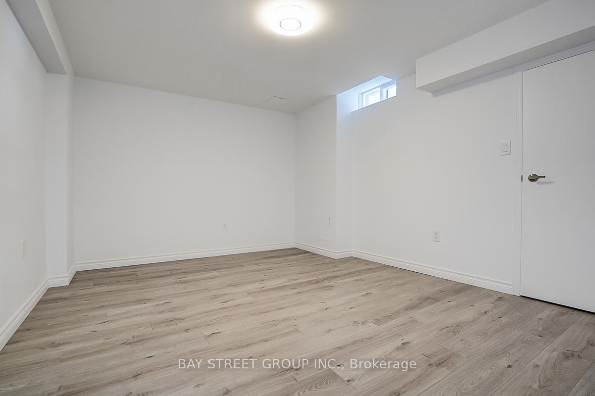 Photo 41 of 67 Kyla Crescent, Markham, Milliken Mills East — HOMEH