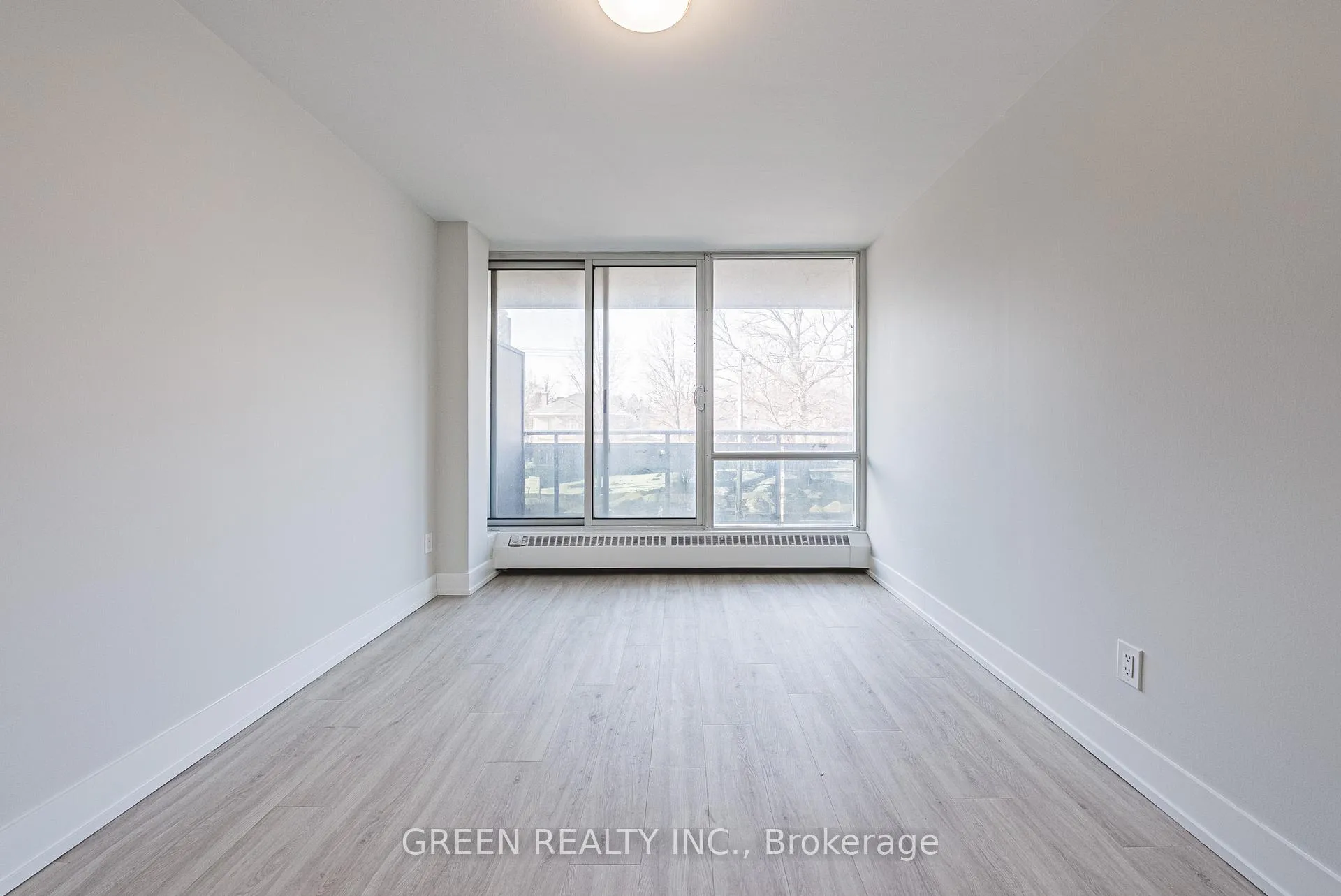 Photo 16 of Unit 309, 2160 Lakeshore Road, Burlington, Brant — HOMEH
