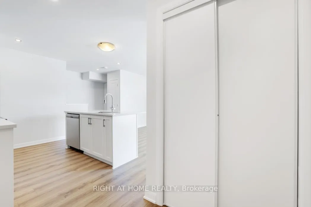 Photo 4 of Unit 1031, 1031 Creekway Private, Ottawa, Kanata - Kanata Lakes/Heritage Hills — HOMEH