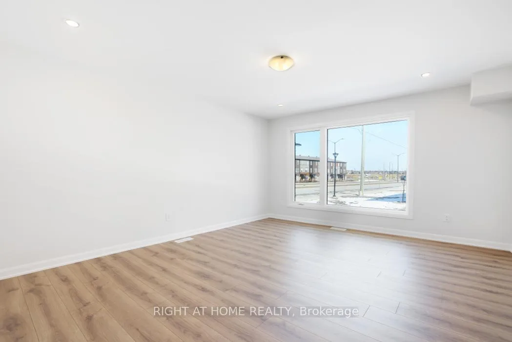 Photo 8 of Unit 1031, 1031 Creekway Private, Ottawa, Kanata - Kanata Lakes/Heritage Hills — HOMEH