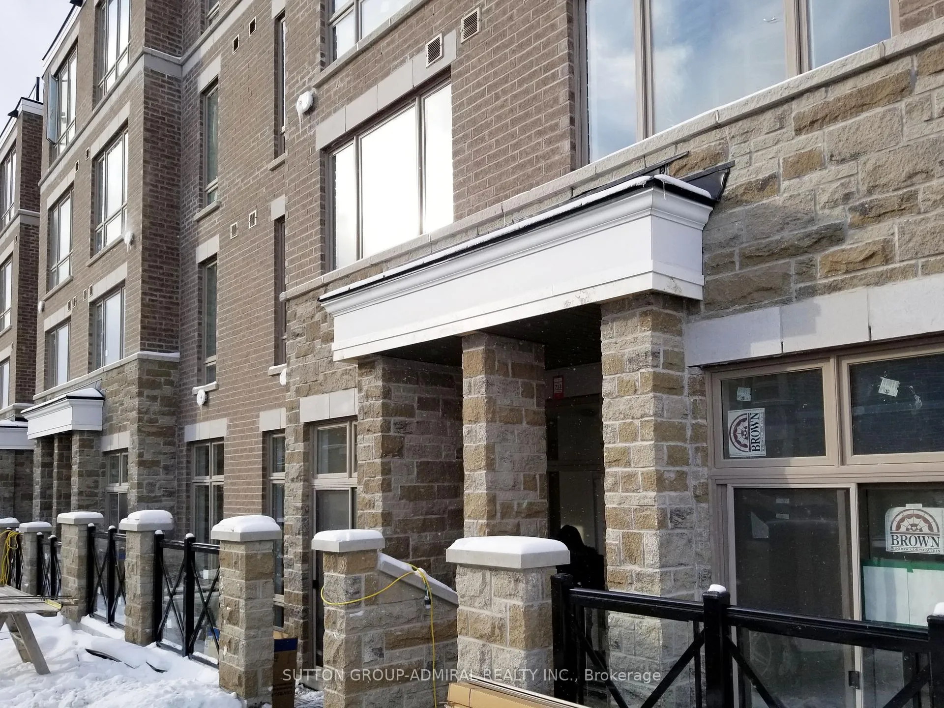 Photo 1 of Unit 501, 30 Dunsheath Way, Markham, Cornell — HOMEH
