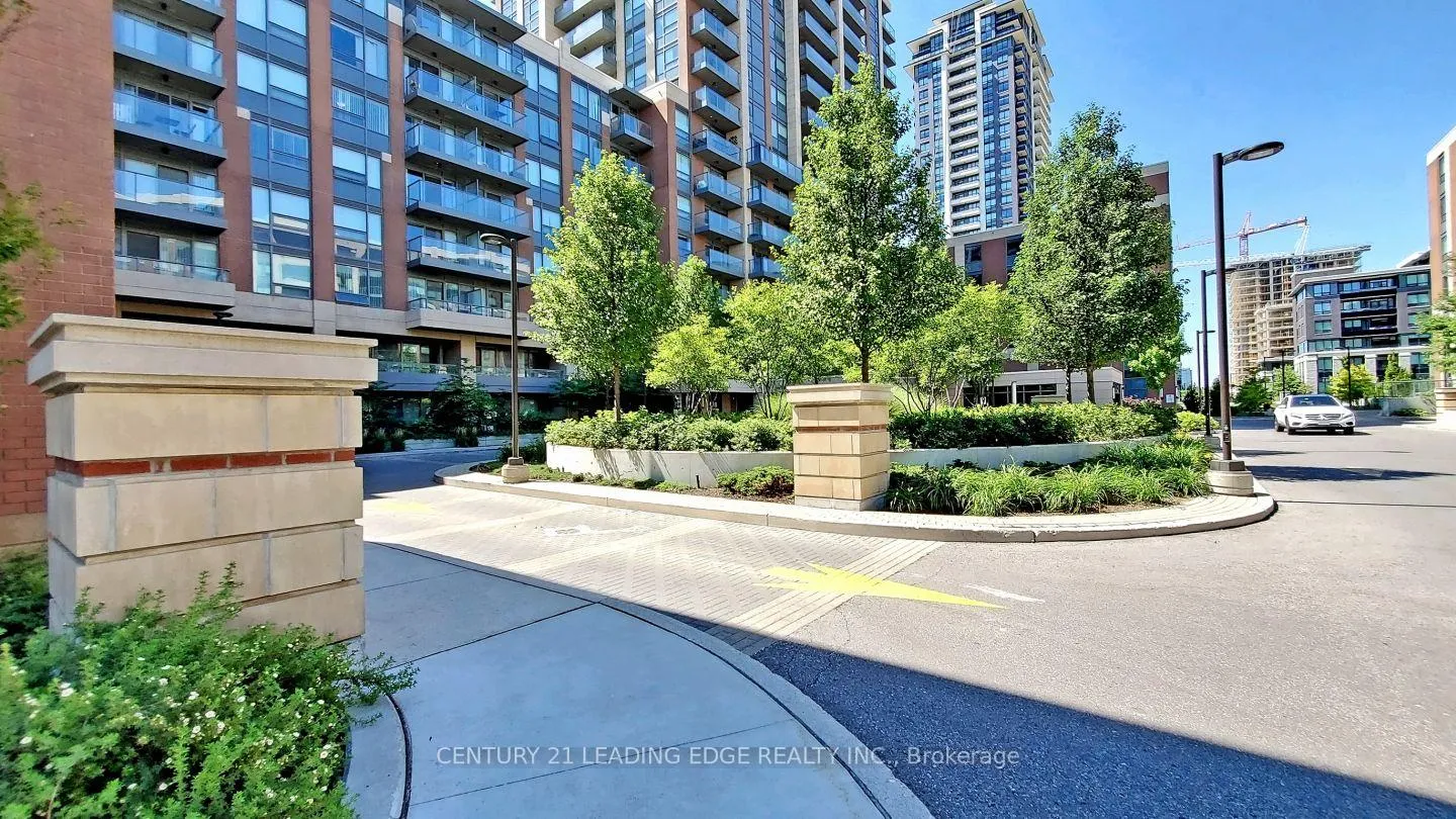 Photo 4 of Unit 727, 18 Uptown Drive, Markham, Unionville — HOMEH