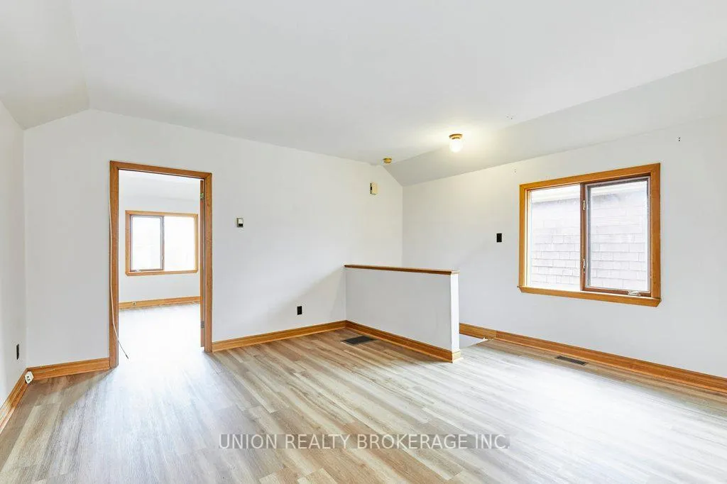 Photo 3 of Unit Second Floor, 14 Harris Avenue, Toronto, East End-Danforth — HOMEH