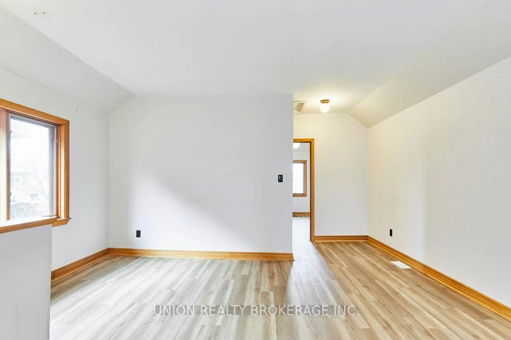 Photo 7 of Unit Second Floor, 14 Harris Avenue, Toronto, East End-Danforth — HOMEH