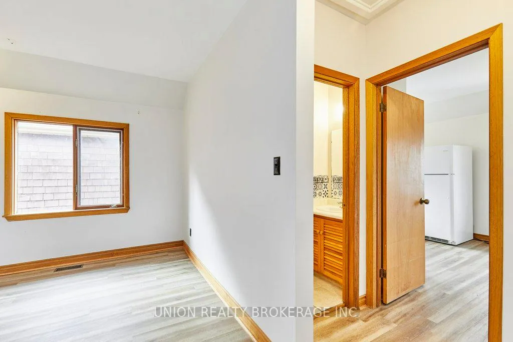 Photo 9 of Unit Second Floor, 14 Harris Avenue, Toronto, East End-Danforth — HOMEH