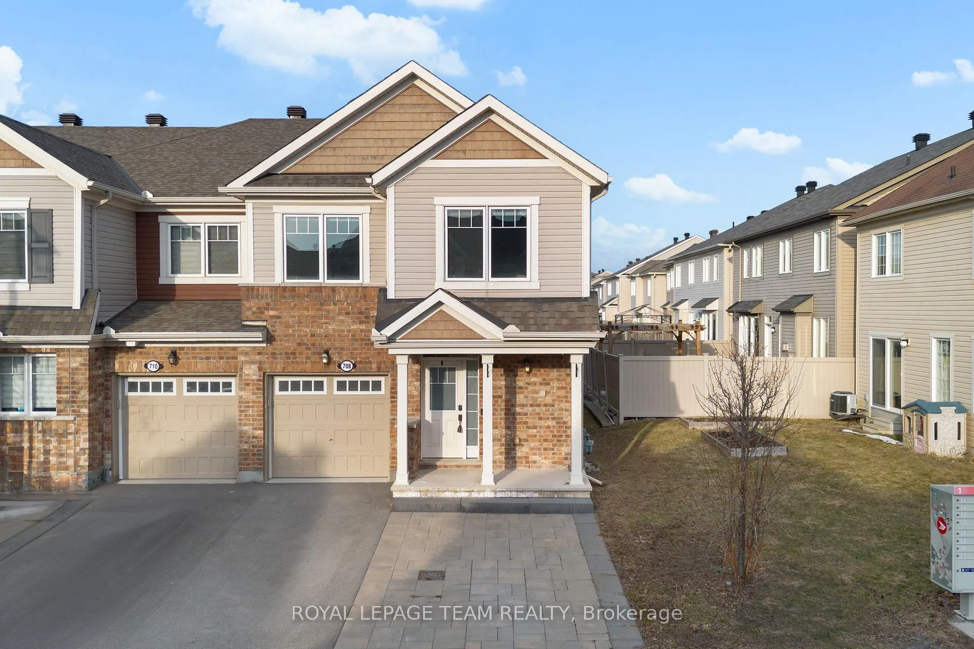Photo 1 of 708 Logperch Circle, Ottawa, Barrhaven - Half Moon Bay — HOMEH