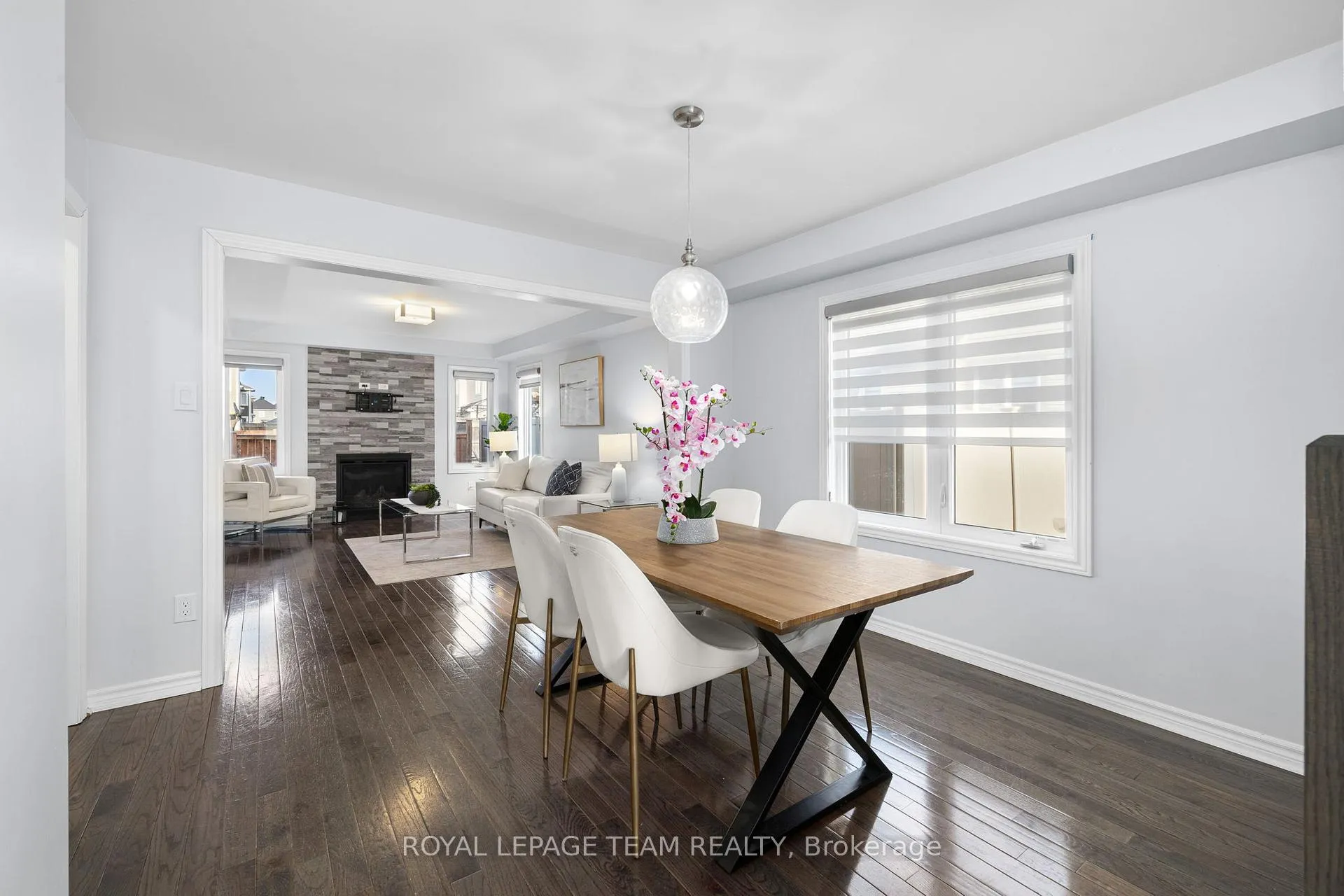 Photo 4 of 708 Logperch Circle, Ottawa, Barrhaven - Half Moon Bay — HOMEH