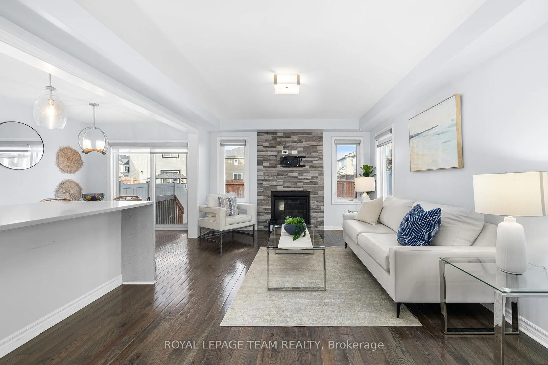 Photo 7 of 708 Logperch Circle, Ottawa, Barrhaven - Half Moon Bay — HOMEH