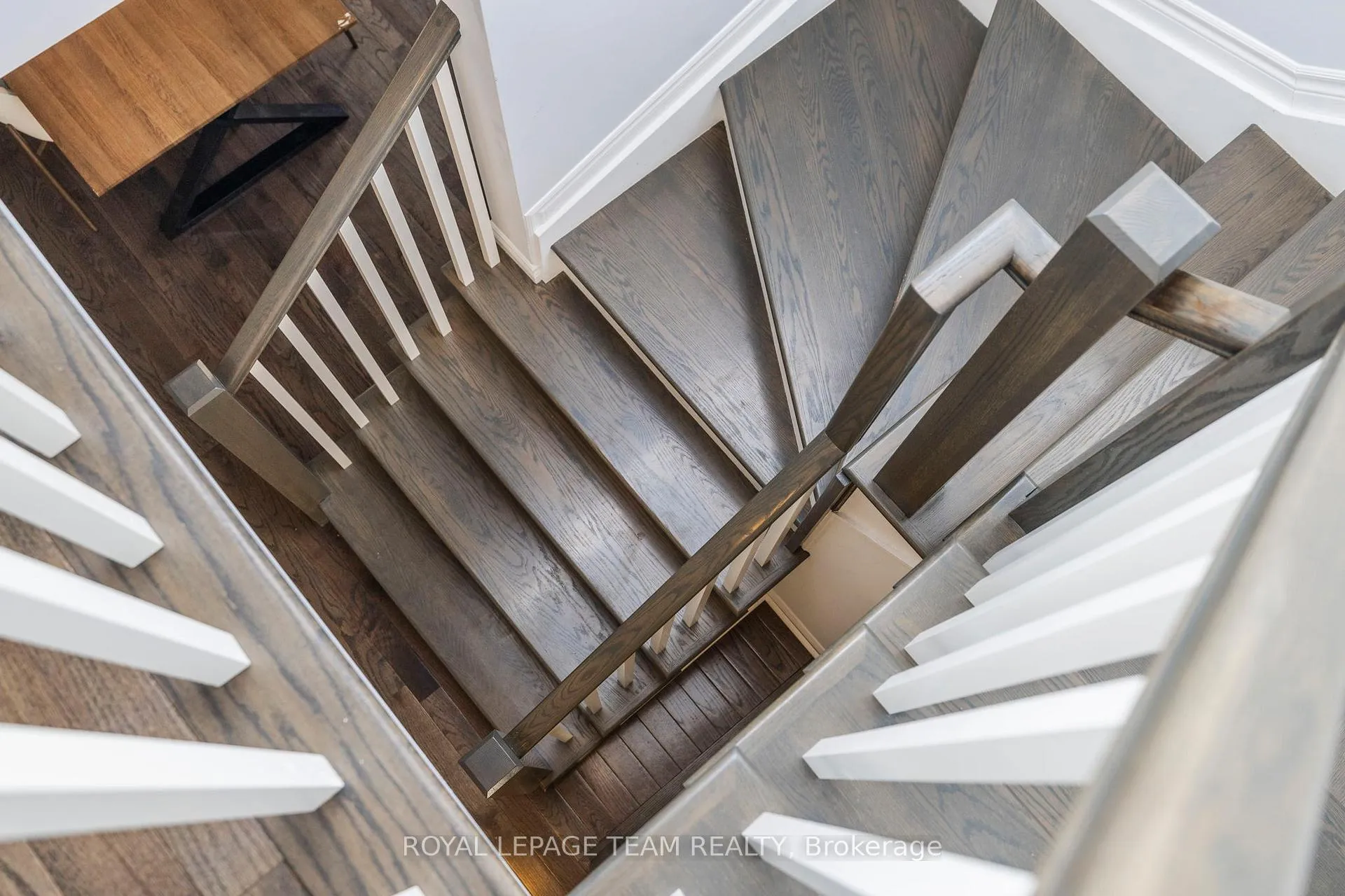 Photo 25 of 708 Logperch Circle, Ottawa, Barrhaven - Half Moon Bay — HOMEH
