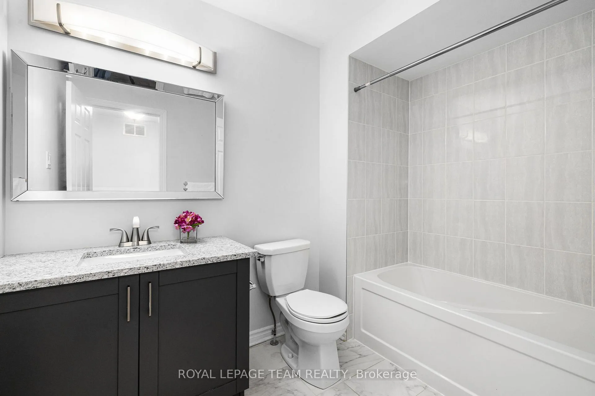 Photo 43 of 708 Logperch Circle, Ottawa, Barrhaven - Half Moon Bay — HOMEH