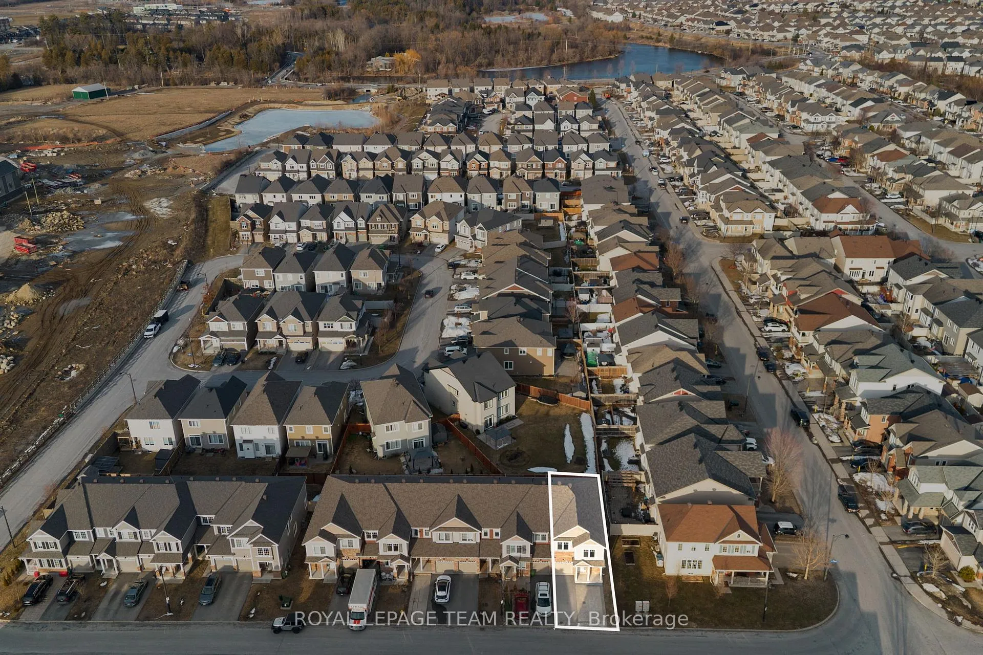 Photo 48 of 708 Logperch Circle, Ottawa, Barrhaven - Half Moon Bay — HOMEH