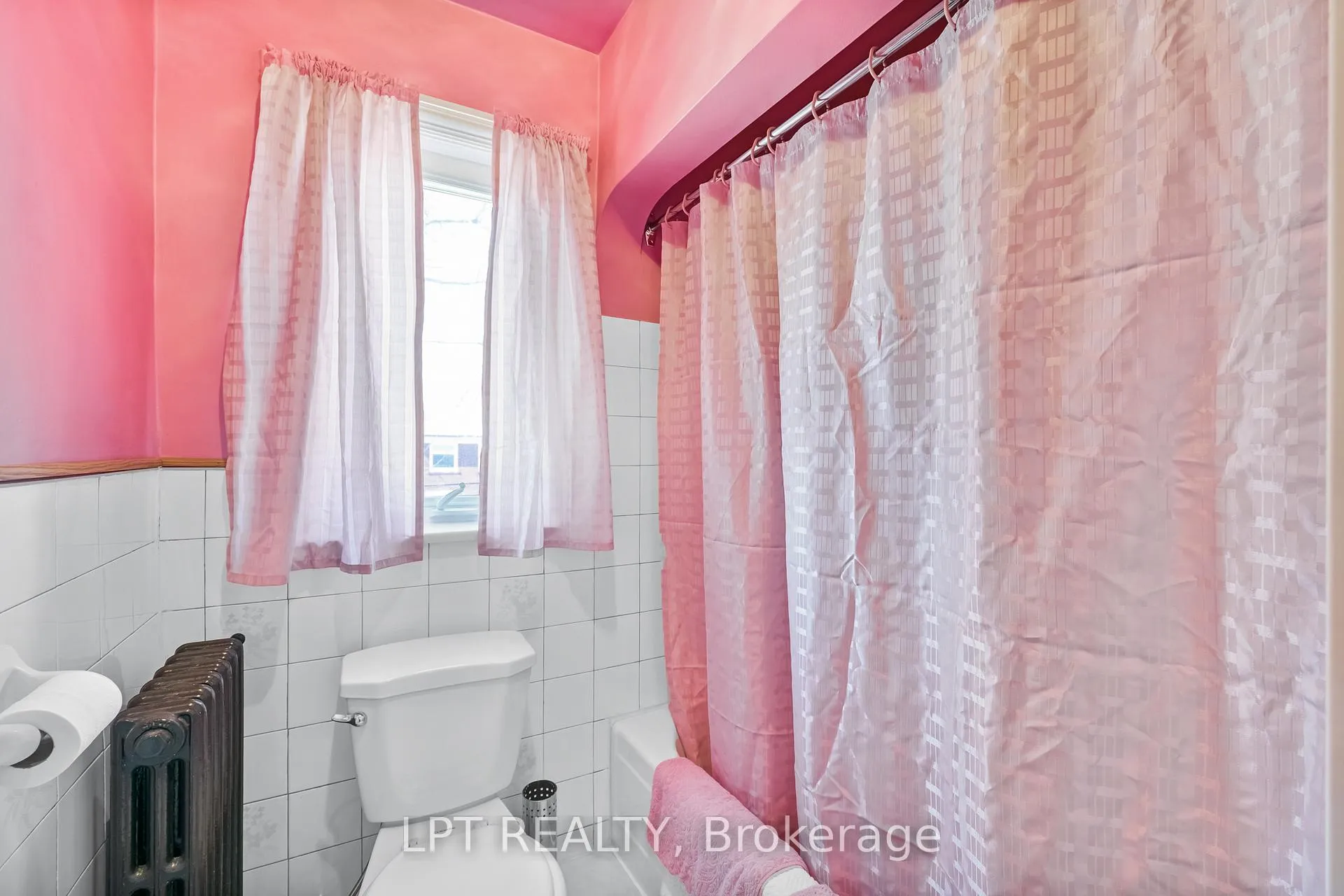 Photo 26 of 89 Highfield Road, Toronto, Greenwood-Coxwell — HOMEH