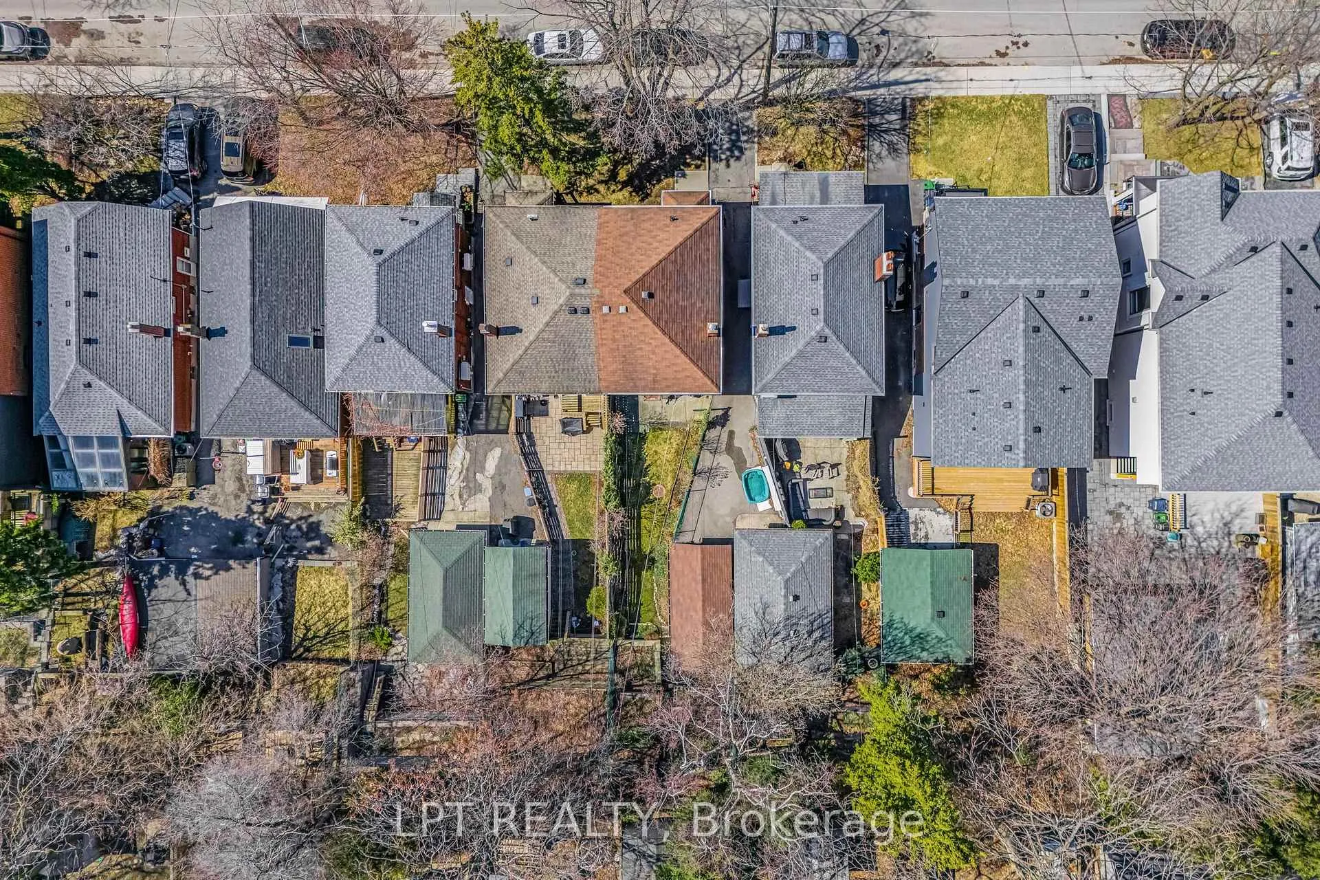 Photo 33 of 89 Highfield Road, Toronto, Greenwood-Coxwell — HOMEH