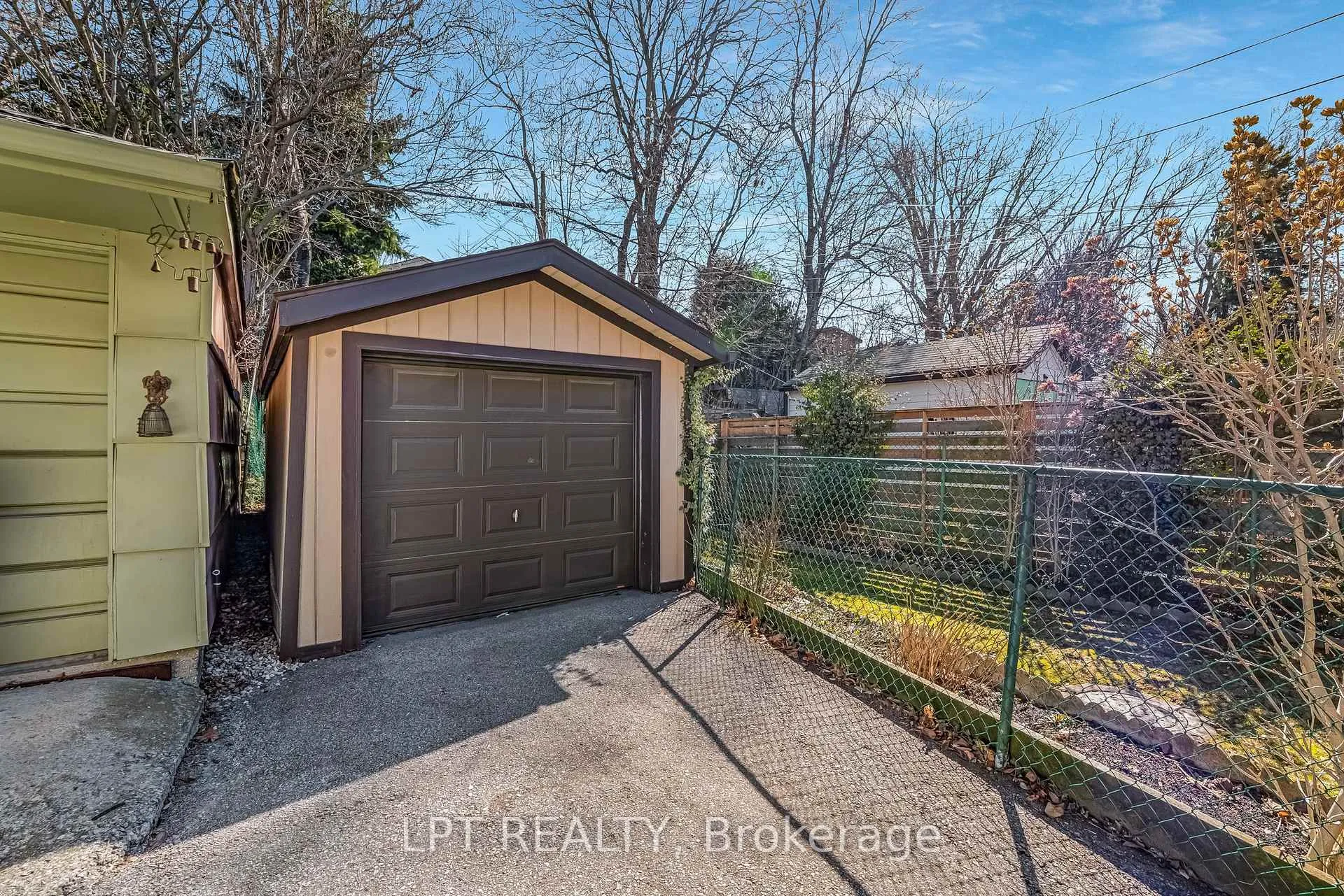 Photo 34 of 89 Highfield Road, Toronto, Greenwood-Coxwell — HOMEH