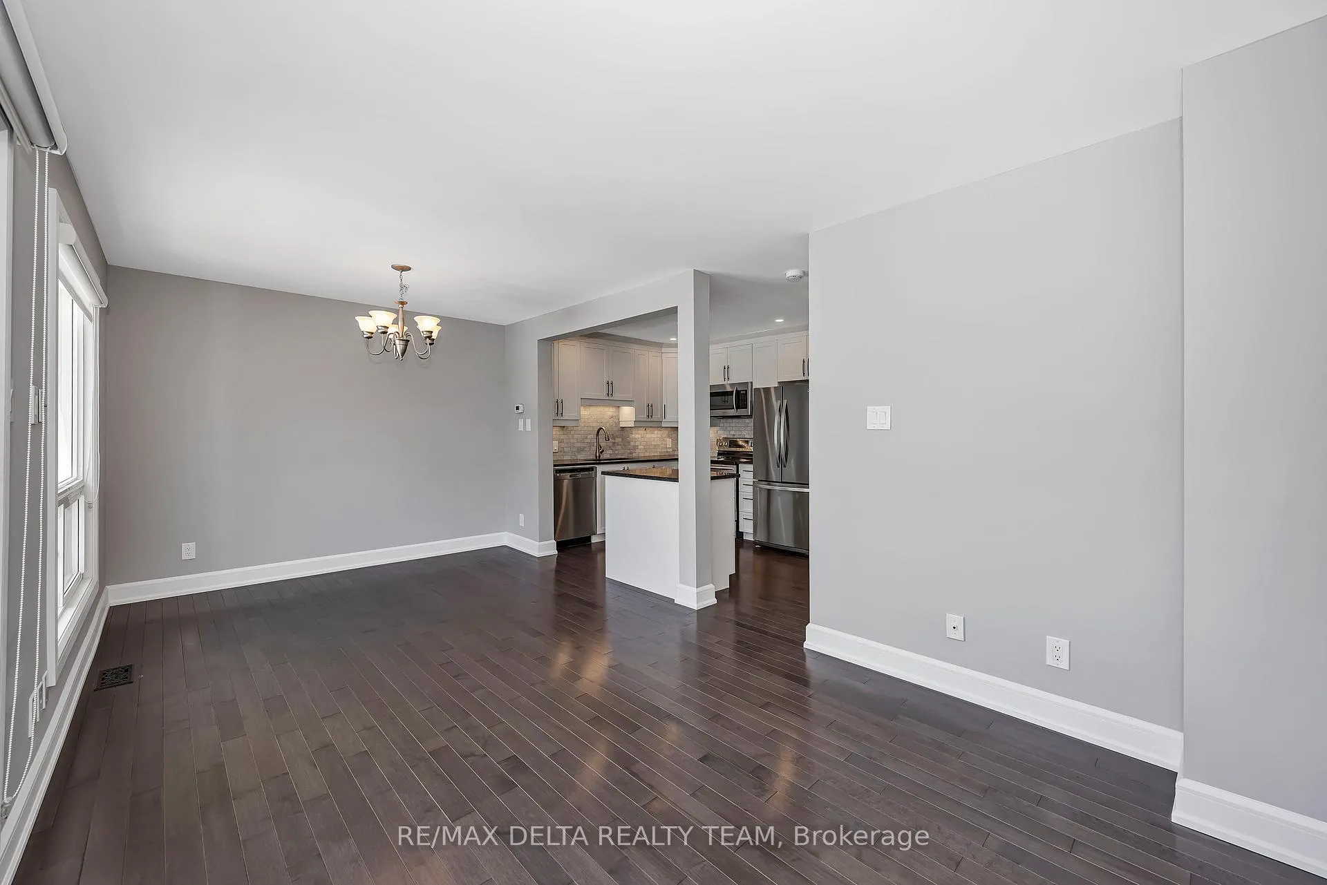 Photo 5 of 57 Blackdome Crescent, Ottawa, Kanata - Kanata Lakes/Heritage Hills — HOMEH