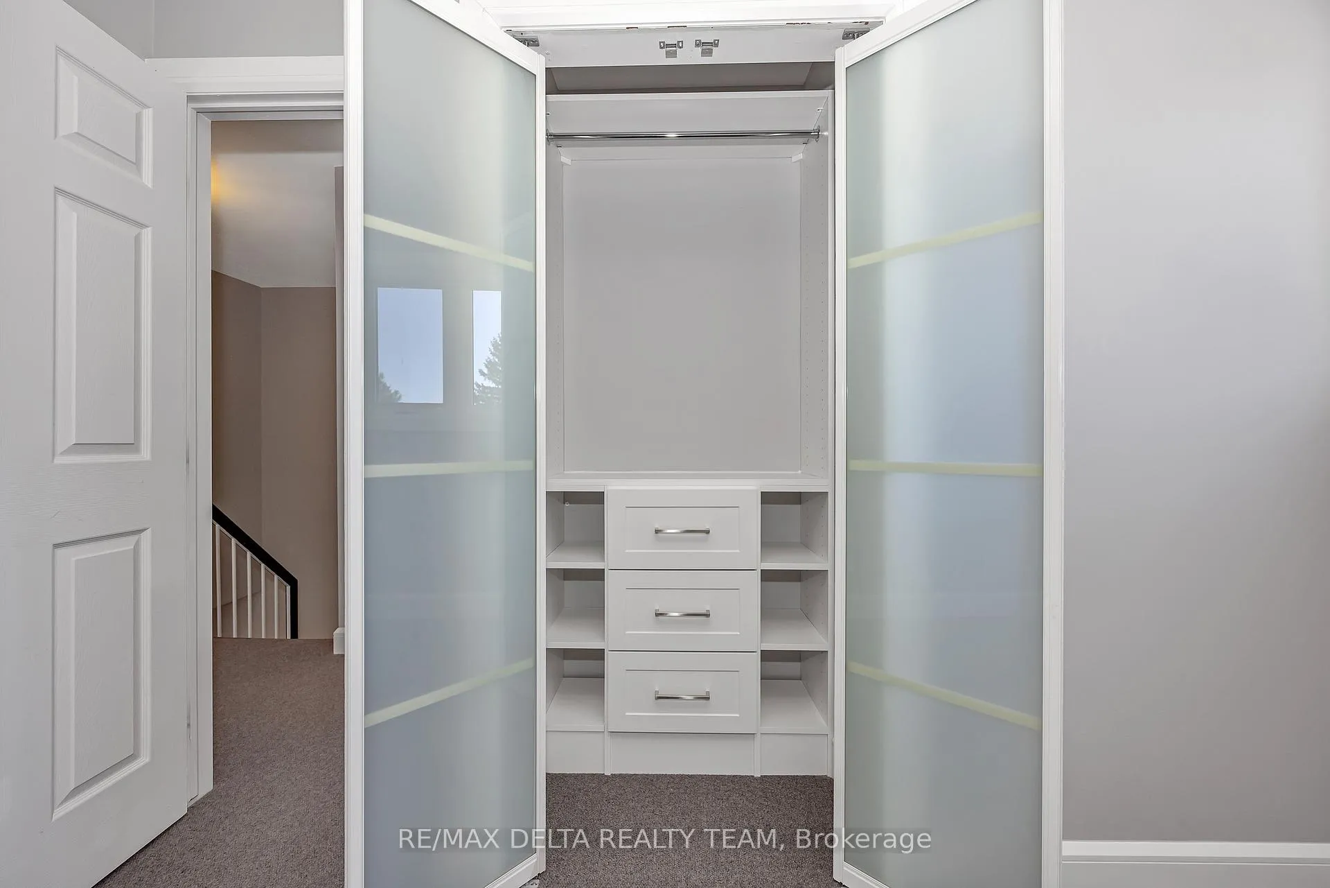 Photo 22 of 57 Blackdome Crescent, Ottawa, Kanata - Kanata Lakes/Heritage Hills — HOMEH