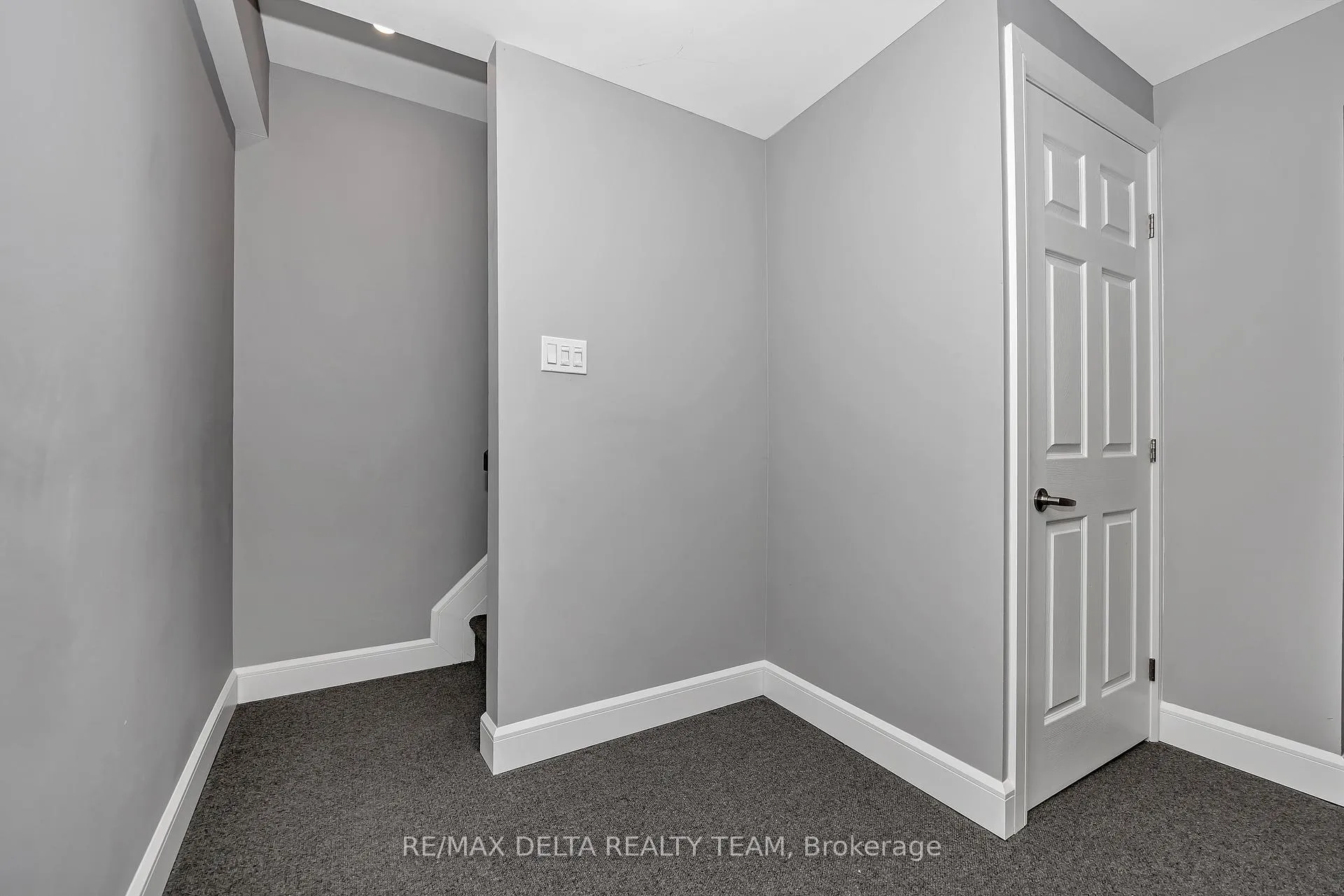 Photo 24 of 57 Blackdome Crescent, Ottawa, Kanata - Kanata Lakes/Heritage Hills — HOMEH