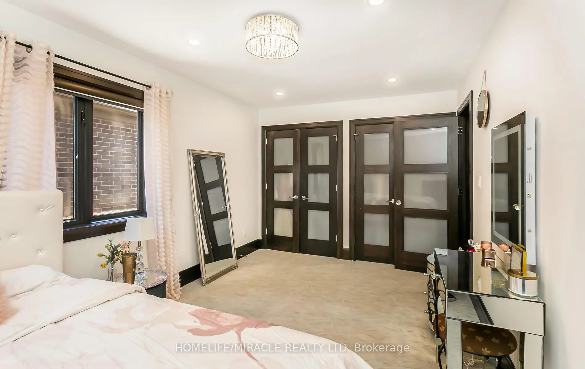 Photo 30 of 24 Jacob Gingrich Drive, Kitchener, Pioneer Tower West — HOMEH