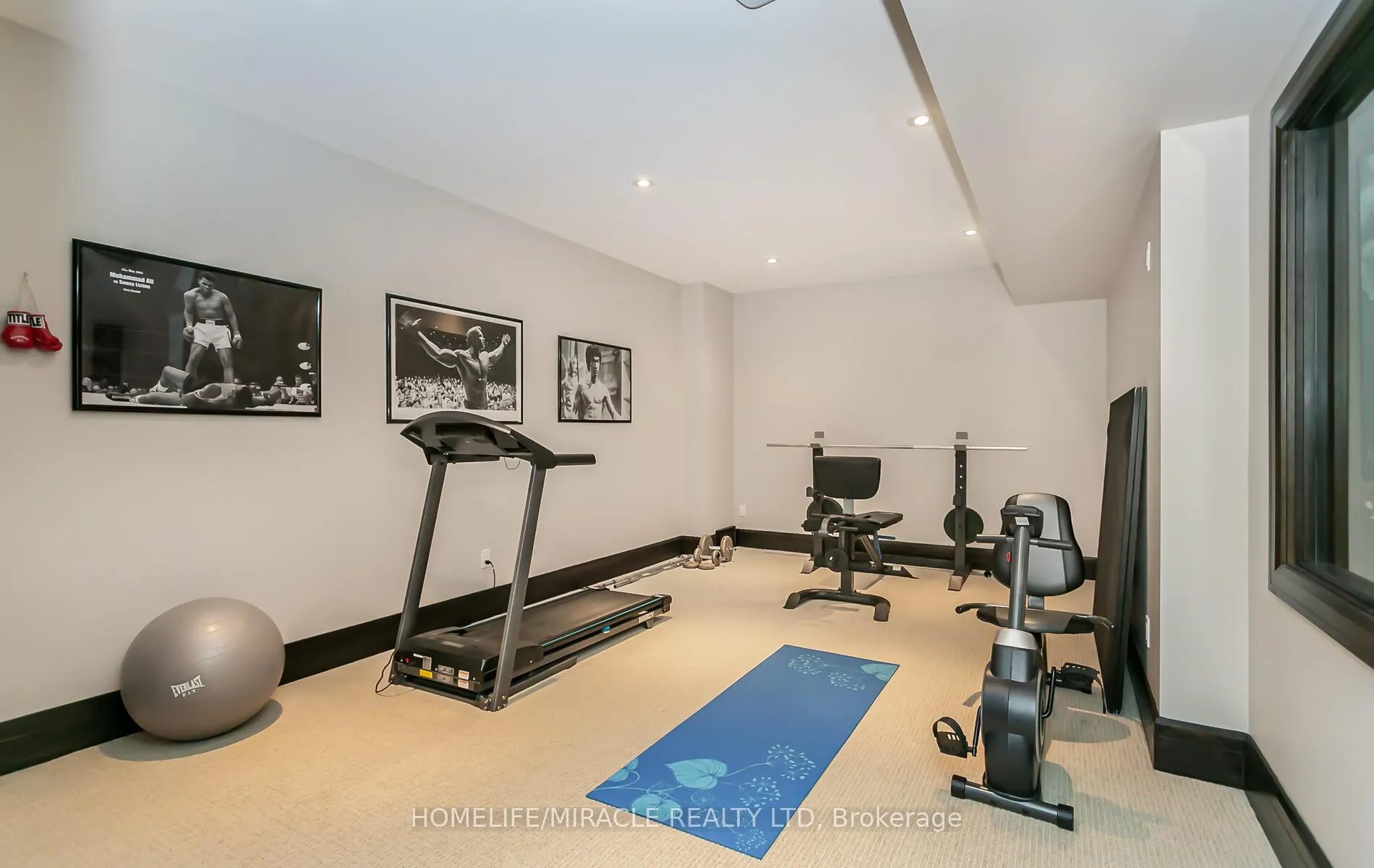 Photo 38 of 24 Jacob Gingrich Drive, Kitchener, Pioneer Tower West — HOMEH