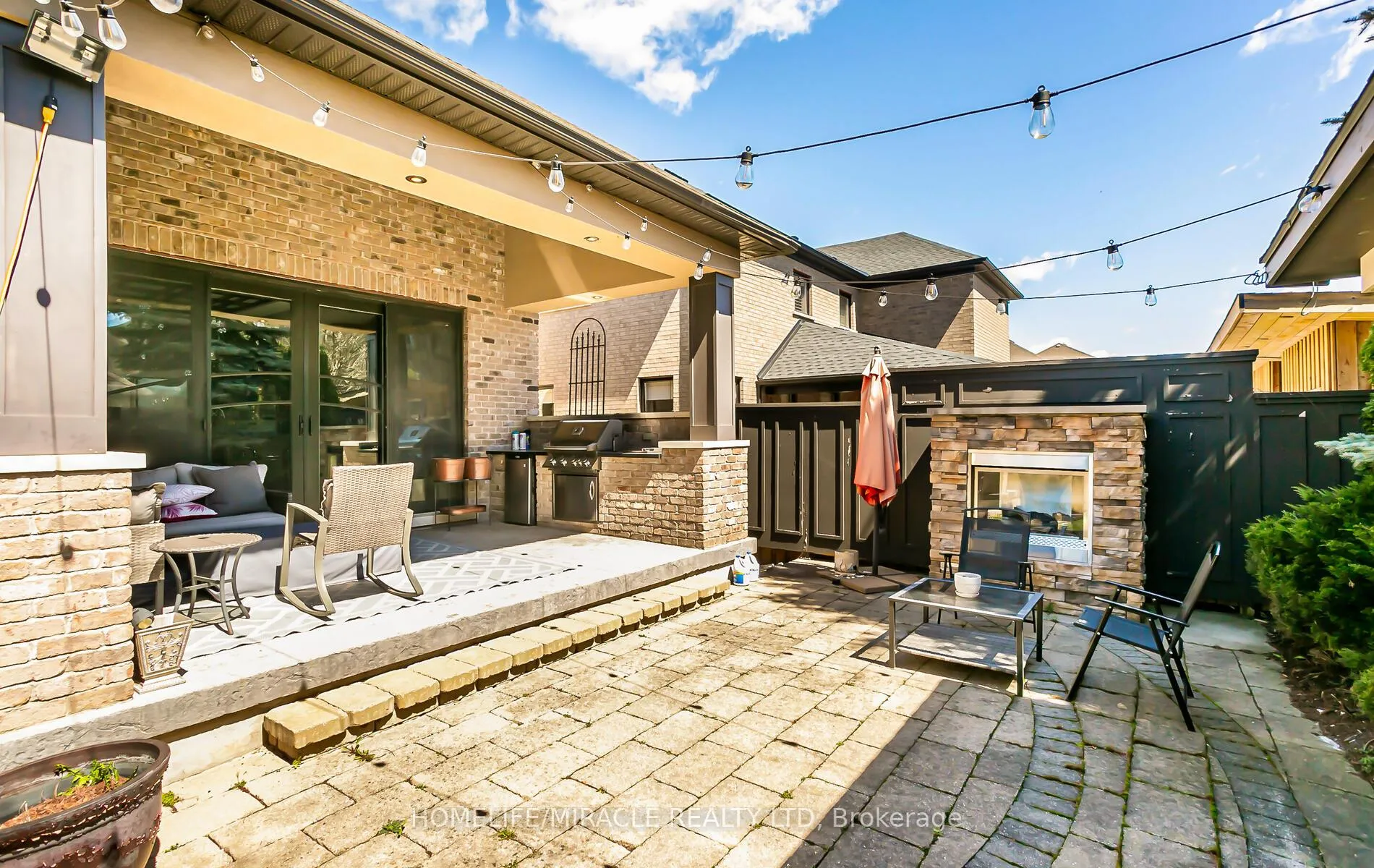 Photo 45 of 24 Jacob Gingrich Drive, Kitchener, Pioneer Tower West — HOMEH