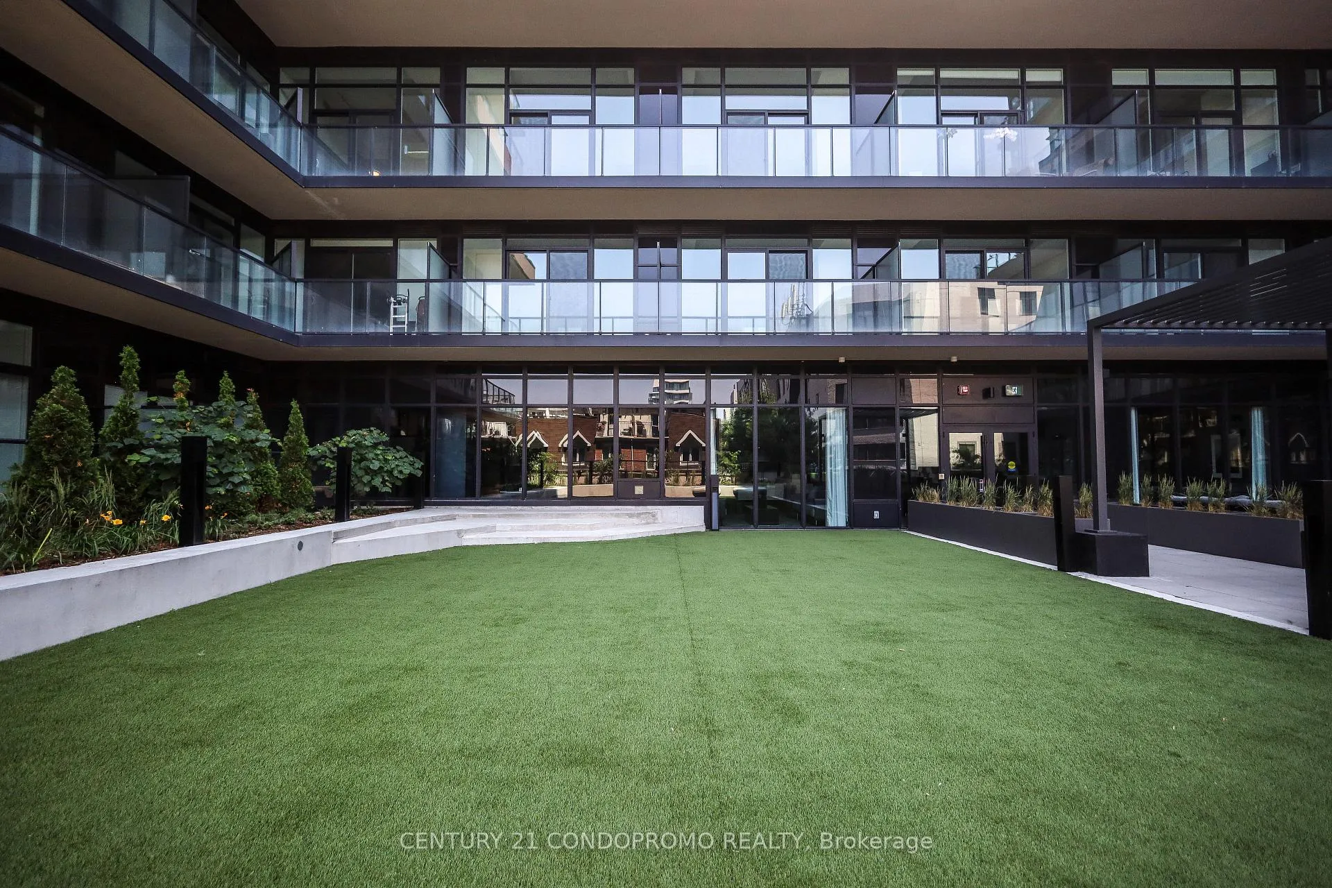 Photo 27 of Unit 709, 285 Dufferin Street, Toronto, South Parkdale — HOMEH