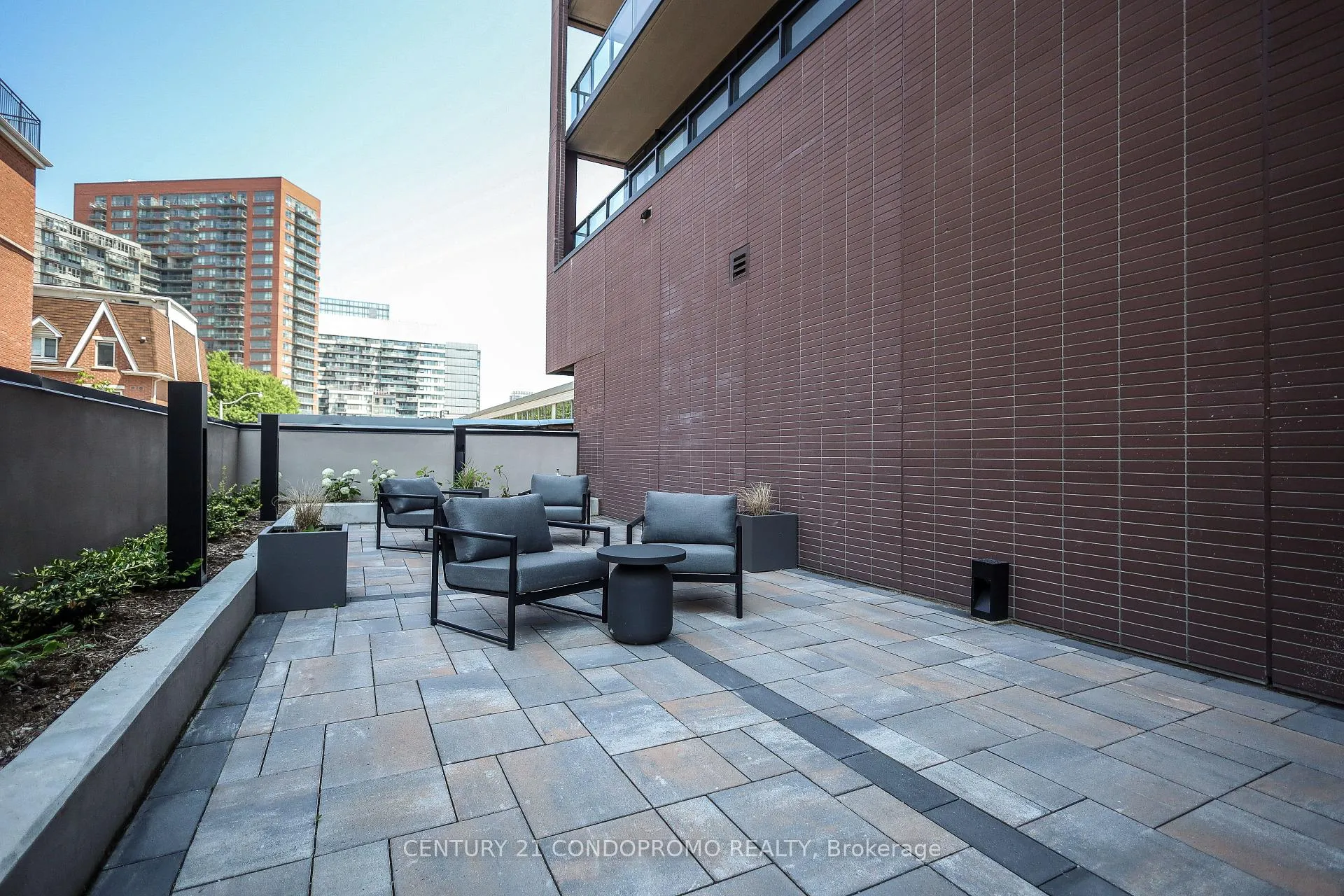 Photo 37 of Unit 709, 285 Dufferin Street, Toronto, South Parkdale — HOMEH