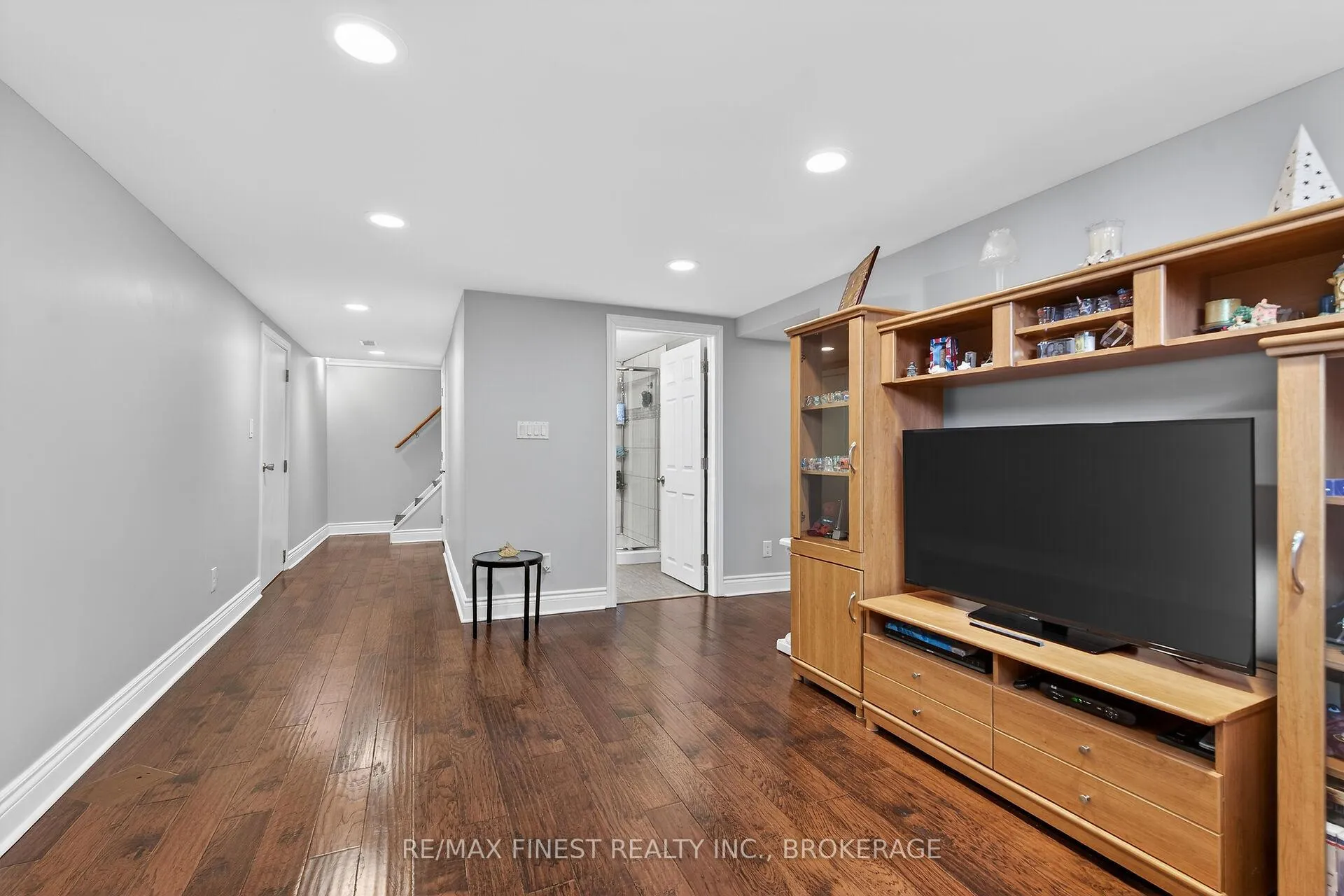 Photo 23 of 44 Casterton Avenue, Kingston, Central City West — HOMEH