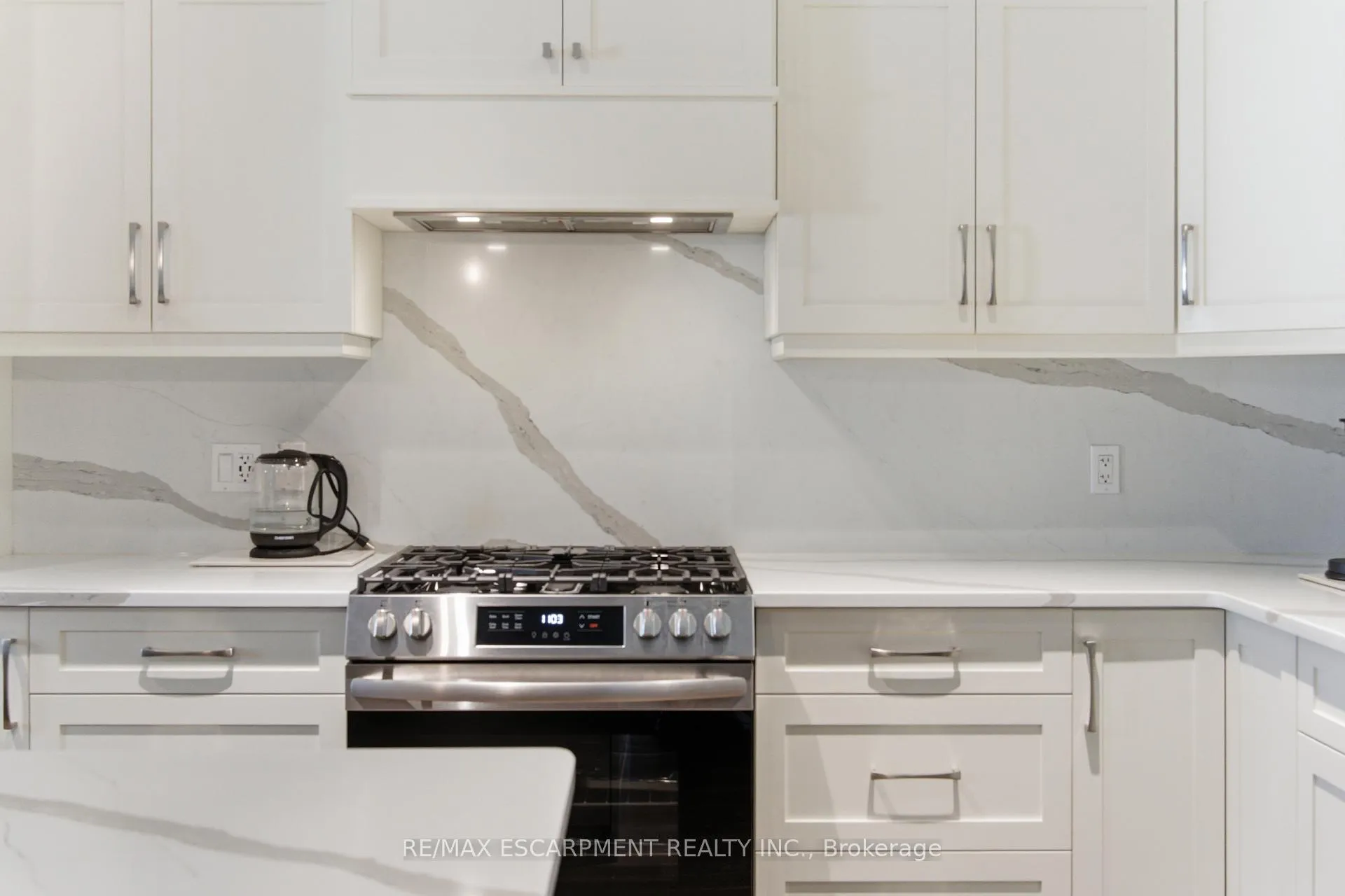 Photo 12 of Unit 22, 59 Cedar Street, Brant, Paris — HOMEH