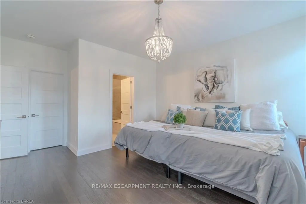 Photo 17 of Unit 22, 59 Cedar Street, Brant, Paris — HOMEH
