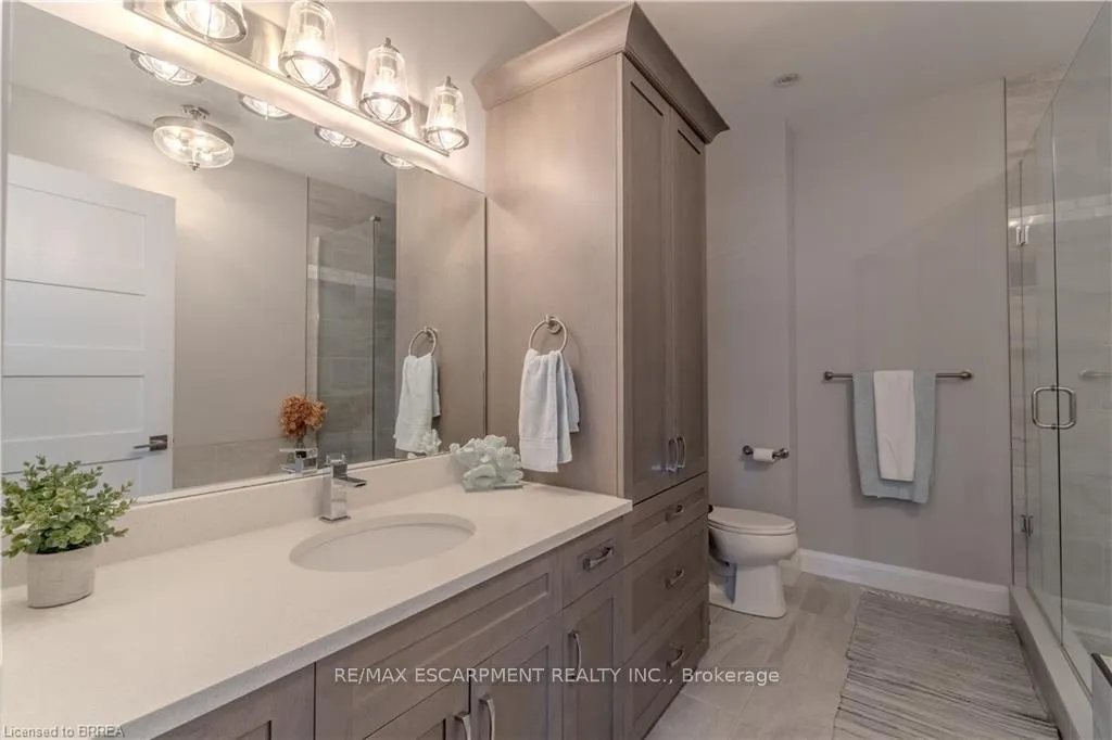 Photo 21 of Unit 22, 59 Cedar Street, Brant, Paris — HOMEH