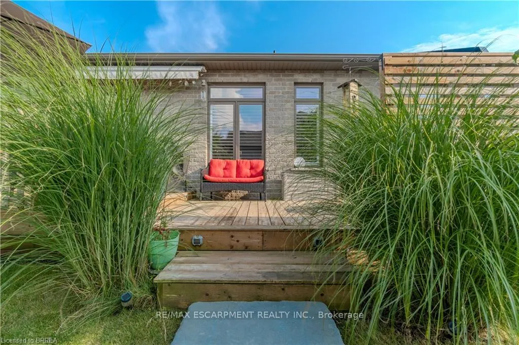 Photo 34 of Unit 22, 59 Cedar Street, Brant, Paris — HOMEH