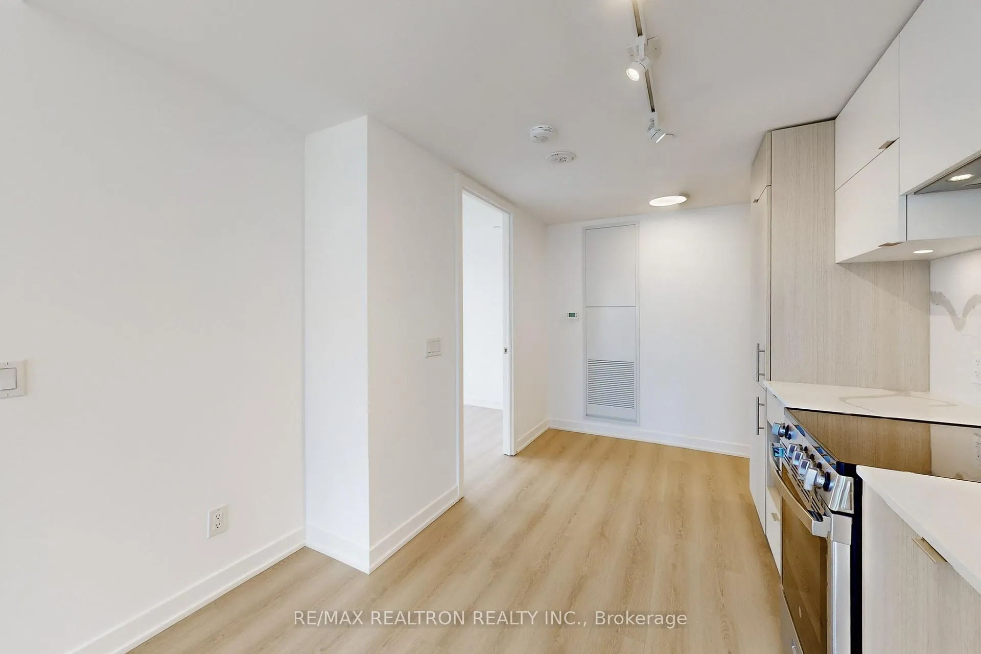 Photo 18 of Unit 1803, 100 Queen Street E, Toronto, Church-Yonge Corridor — HOMEH