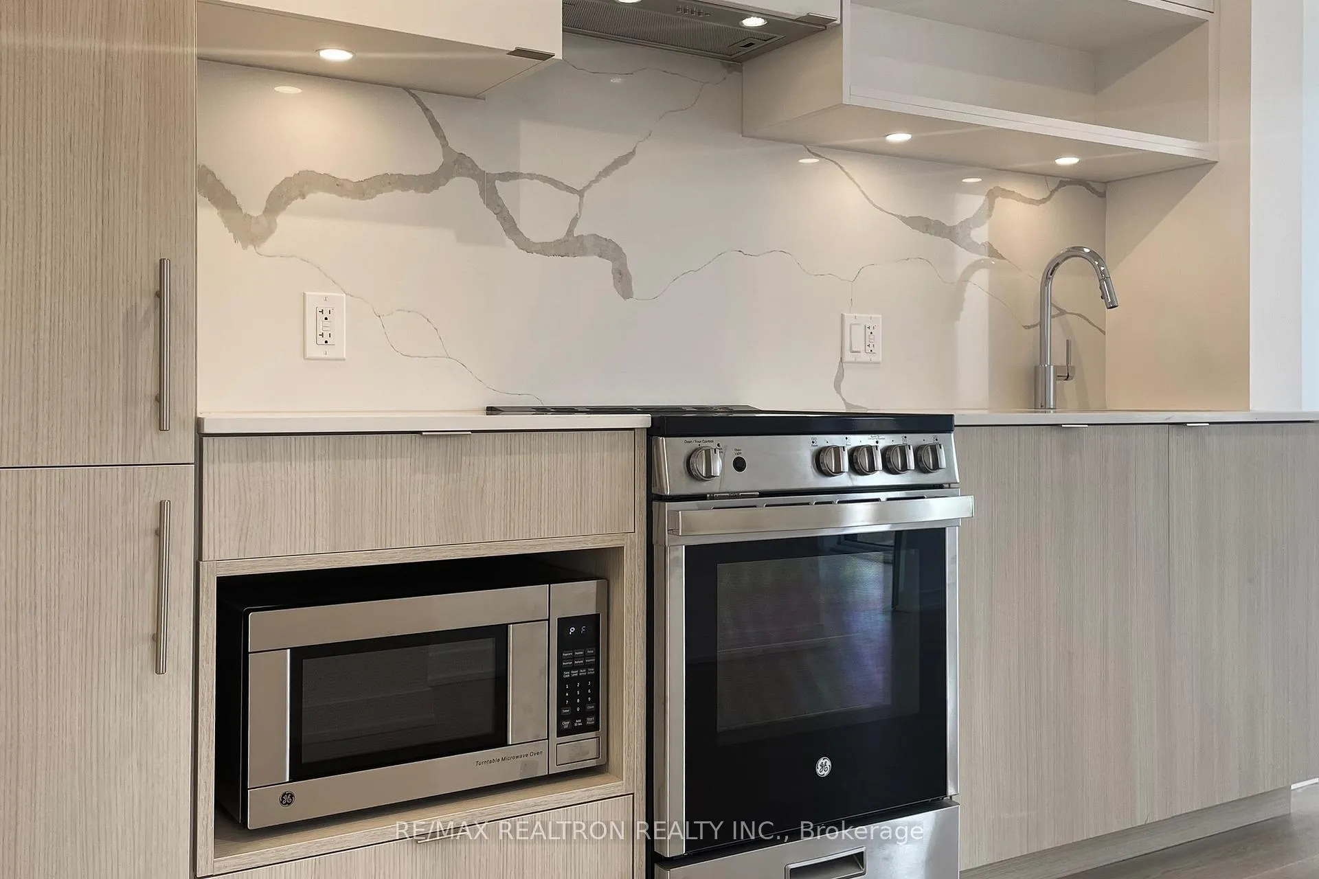 Photo 21 of Unit 1803, 100 Queen Street E, Toronto, Church-Yonge Corridor — HOMEH