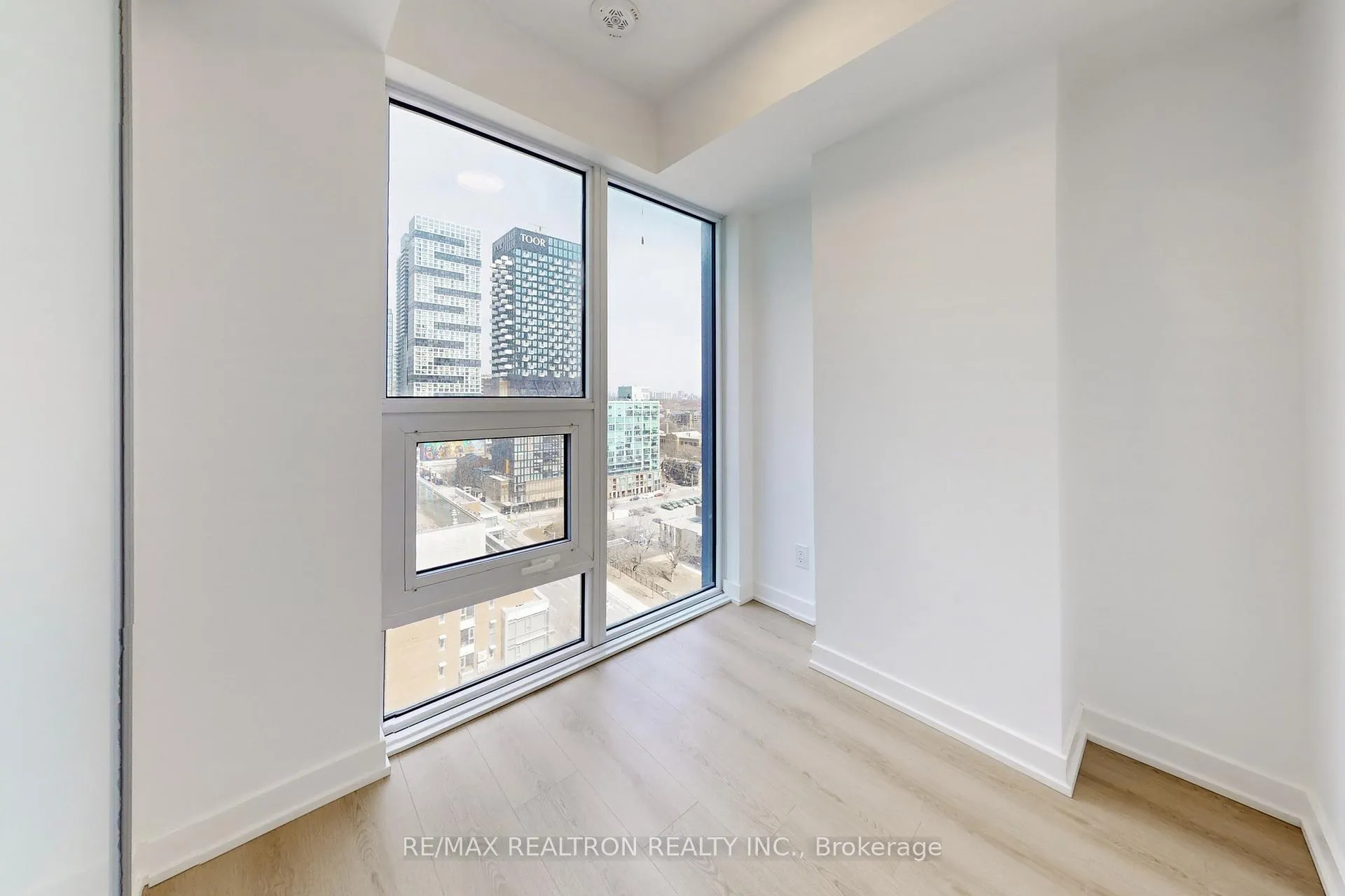 Photo 24 of Unit 1803, 100 Queen Street E, Toronto, Church-Yonge Corridor — HOMEH