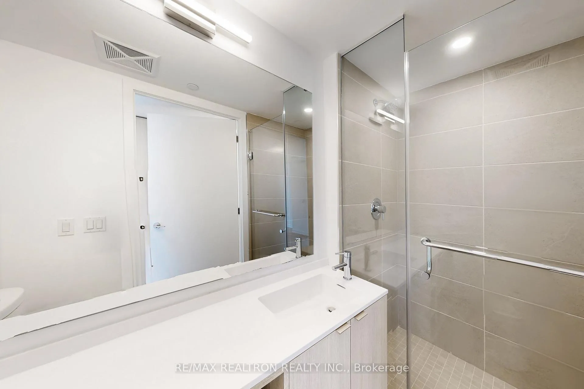 Photo 28 of Unit 1803, 100 Queen Street E, Toronto, Church-Yonge Corridor — HOMEH