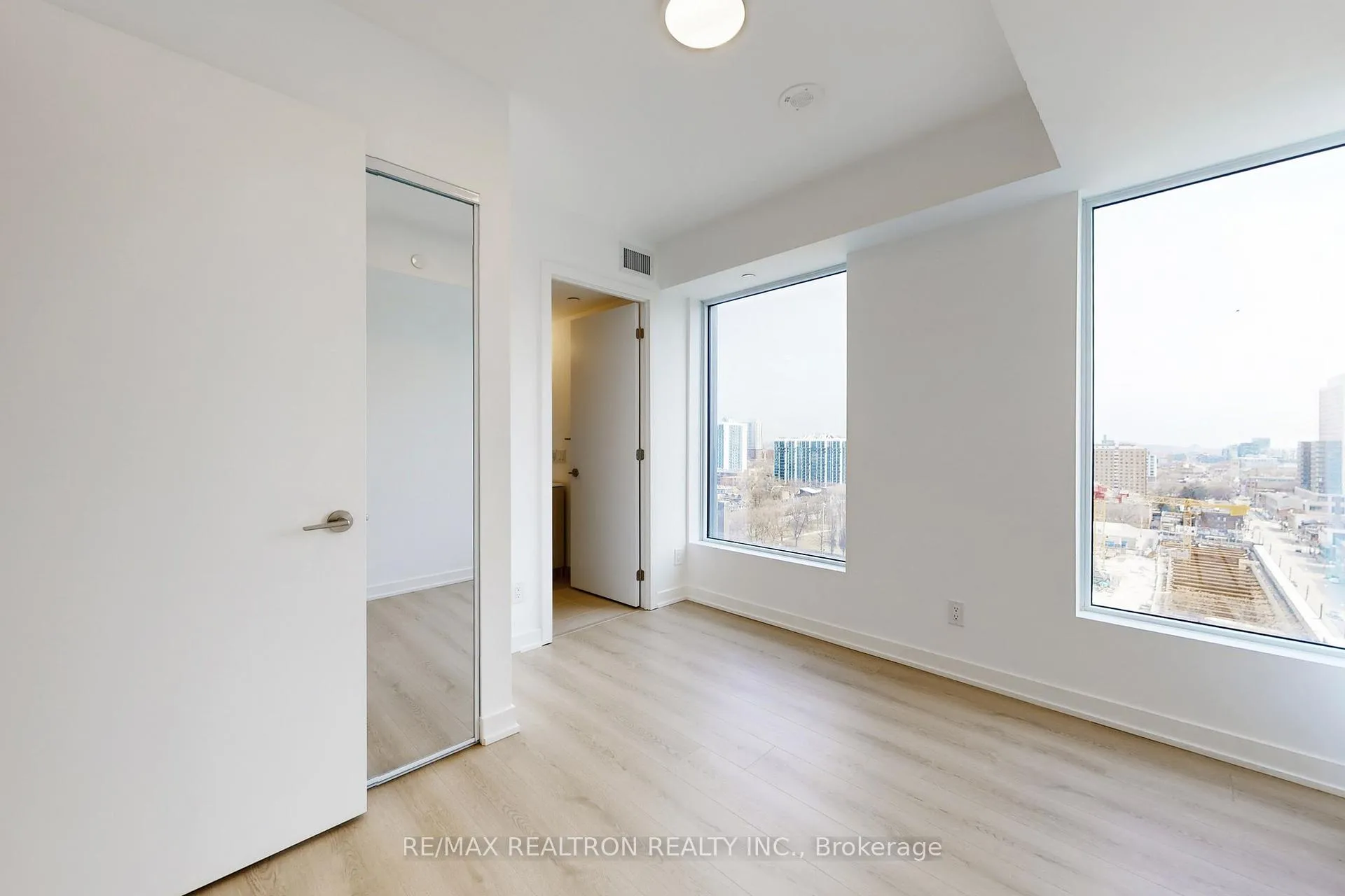 Photo 31 of Unit 1803, 100 Queen Street E, Toronto, Church-Yonge Corridor — HOMEH