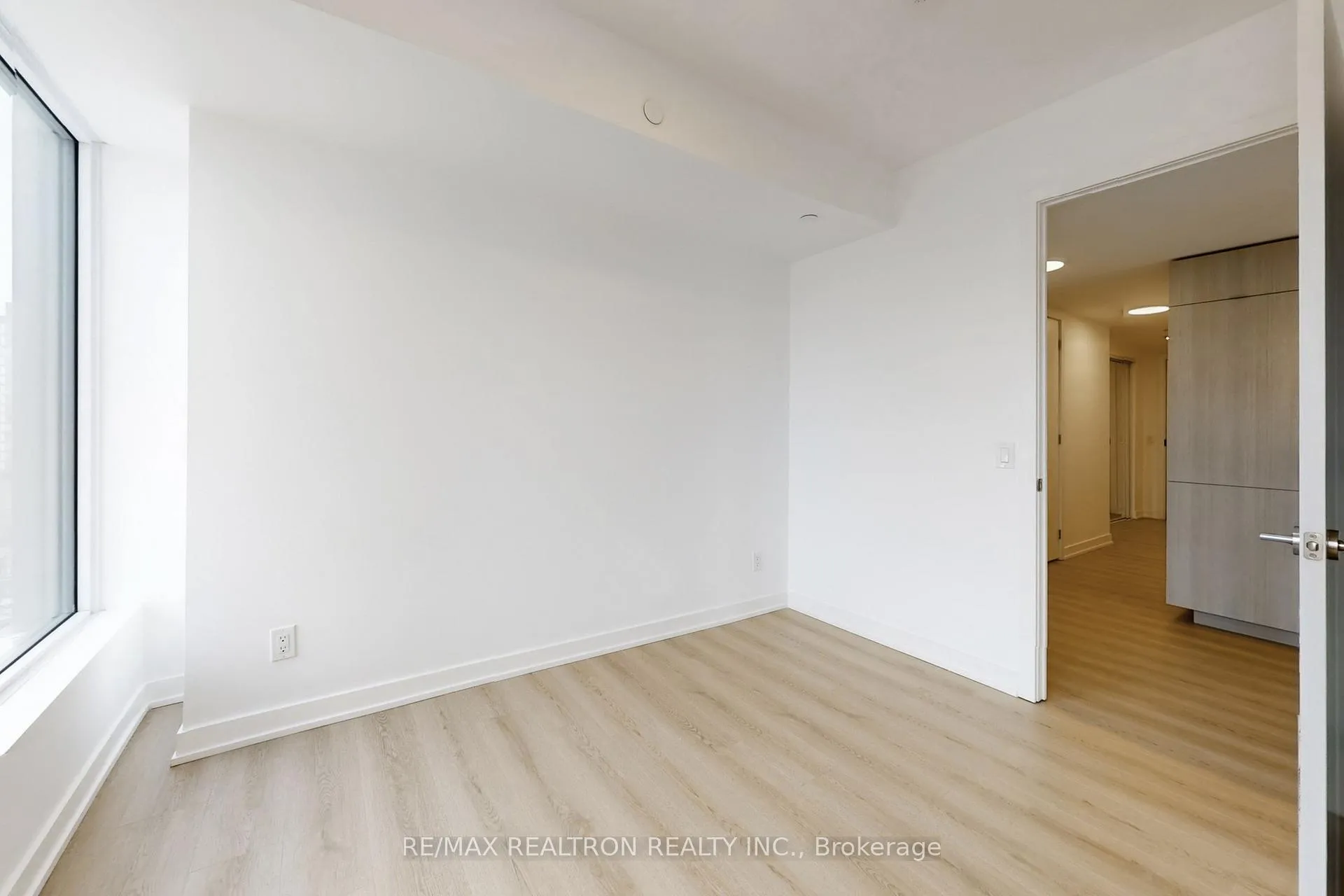 Photo 33 of Unit 1803, 100 Queen Street E, Toronto, Church-Yonge Corridor — HOMEH