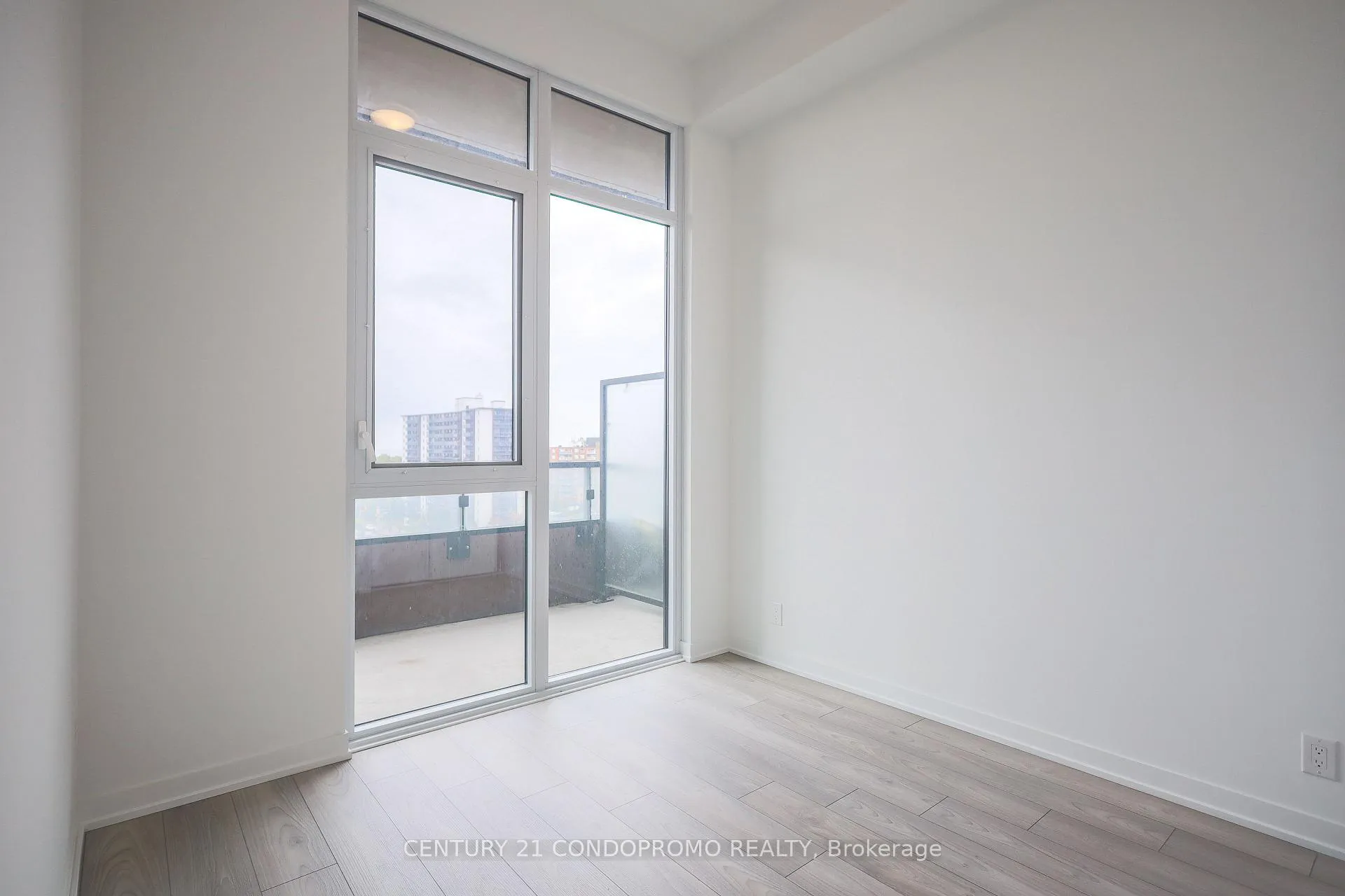 Photo 10 of Unit 714, 285 Dufferin Street, Toronto, South Parkdale — HOMEH