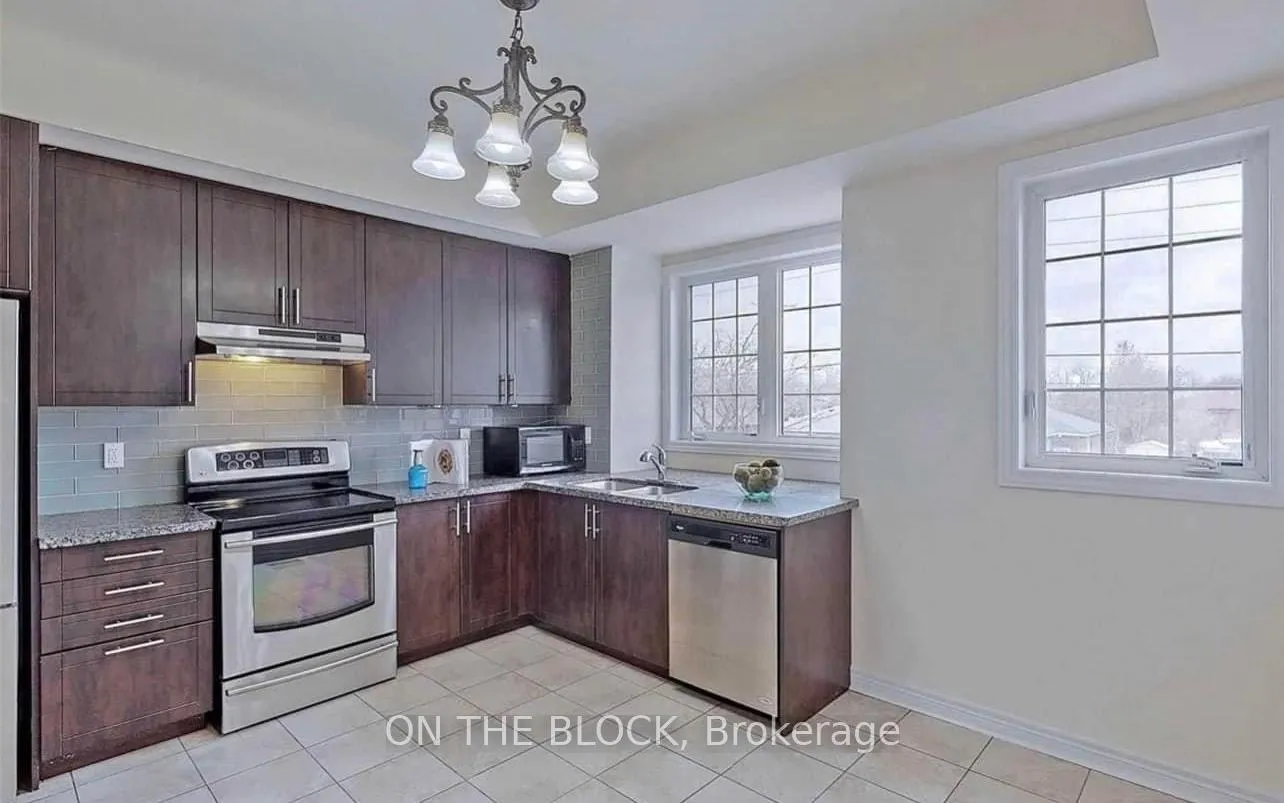 Photo 3 of 3761A St Clair Avenue E, Scarborough, Cliffcrest — HOMEH