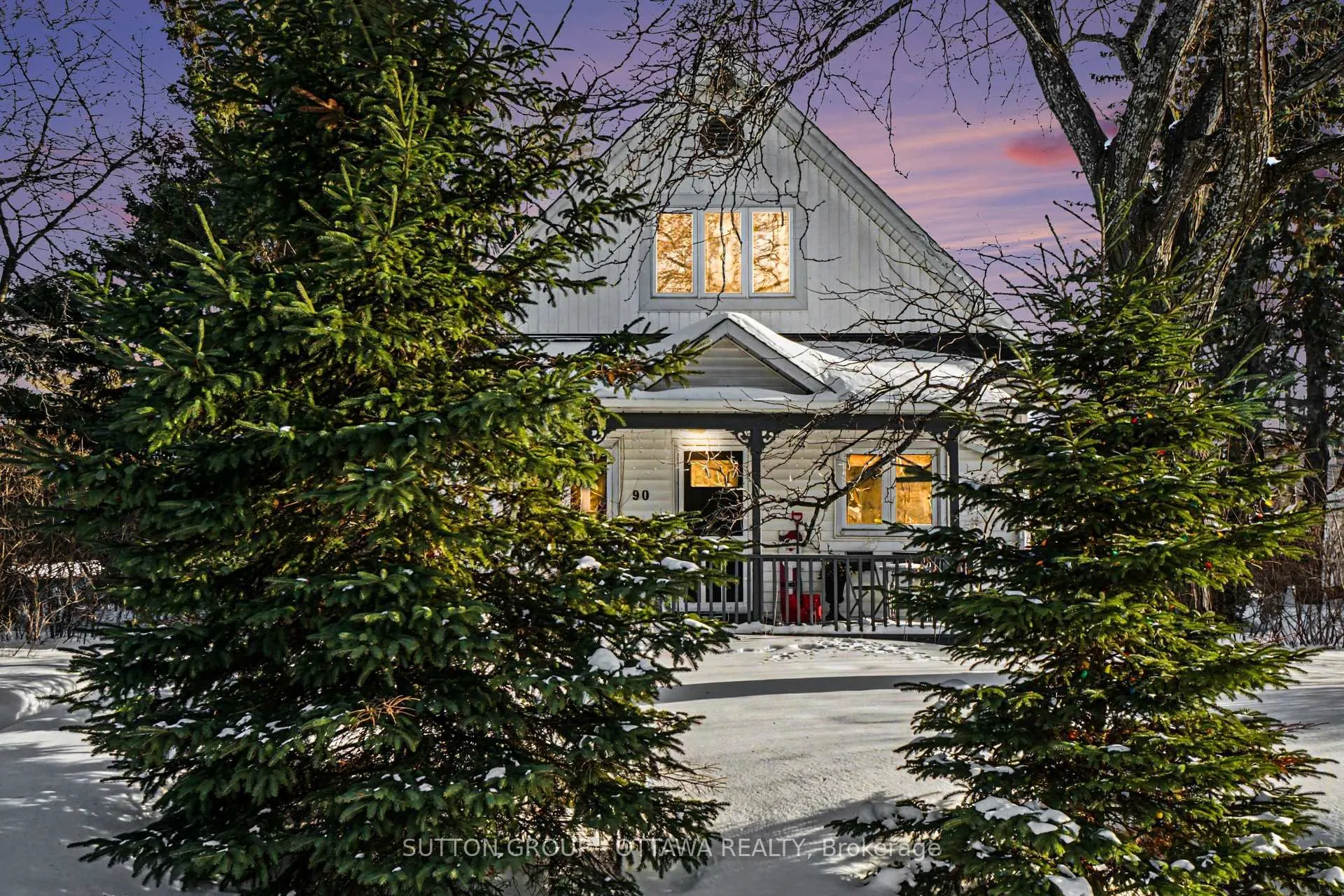 Photo 3 of 90 Withrow Avenue, Ottawa, Meadowlands/St. Claire Gardens — HOMEH