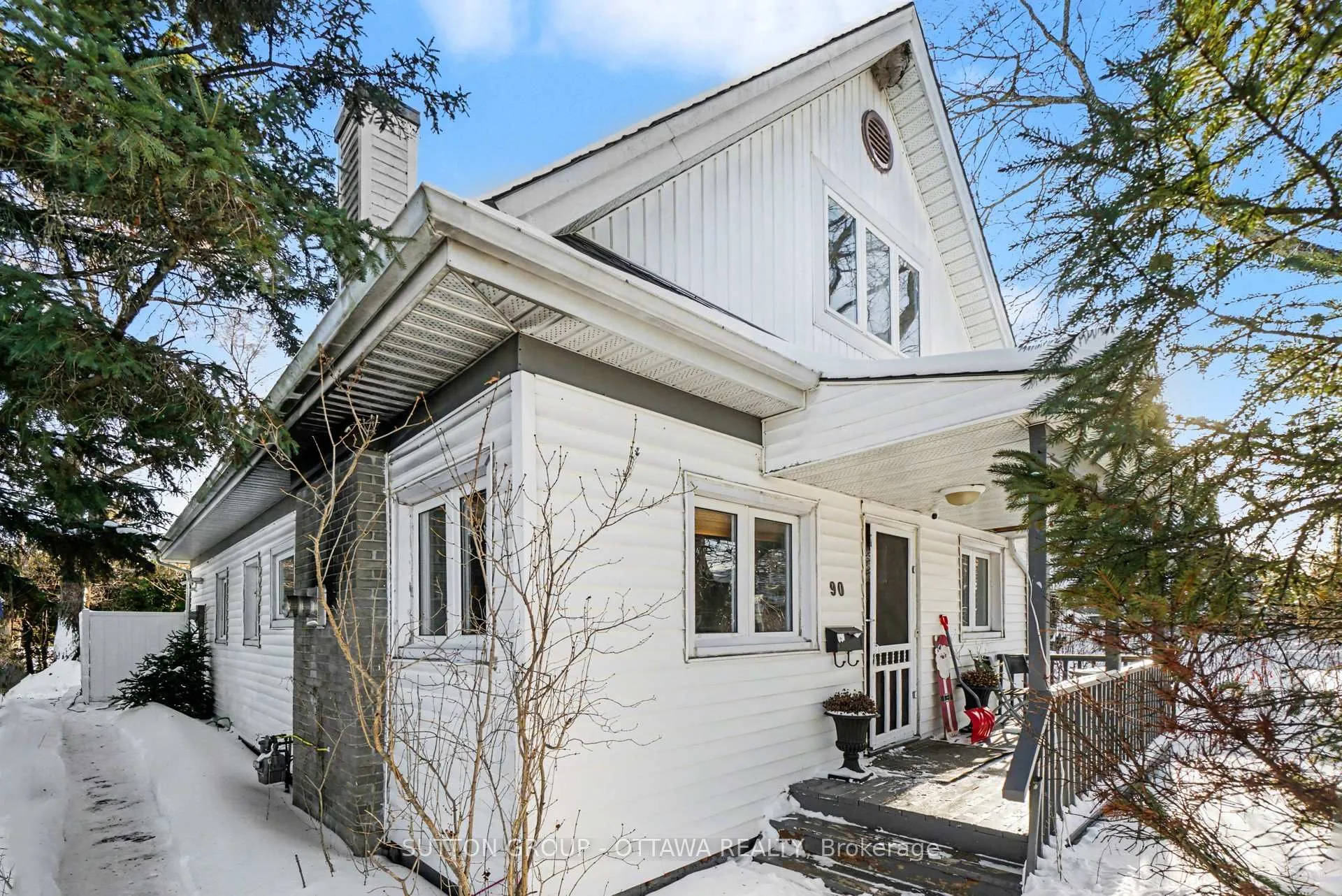 Photo 4 of 90 Withrow Avenue, Ottawa, Meadowlands/St. Claire Gardens — HOMEH