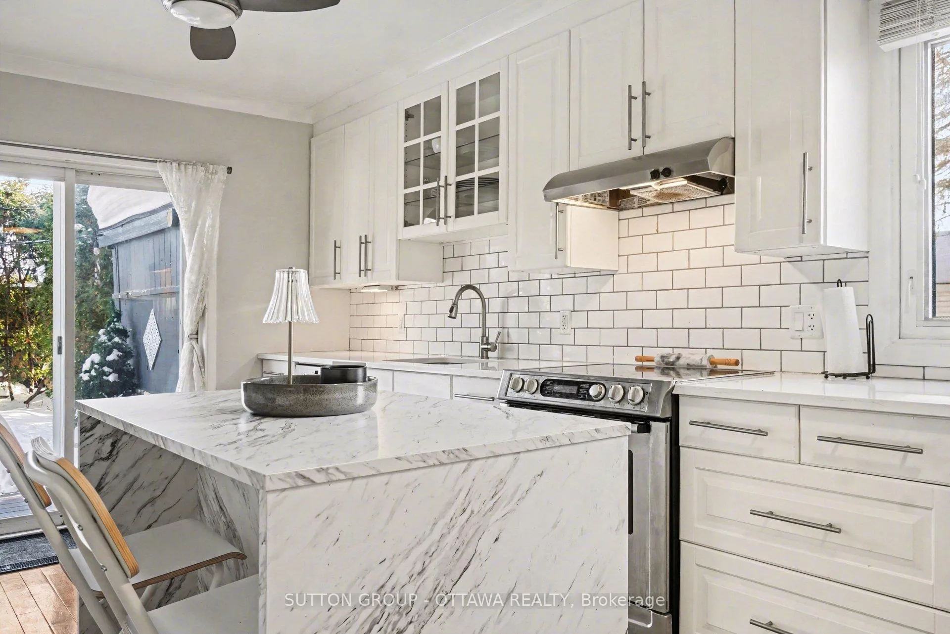 Photo 14 of 90 Withrow Avenue, Ottawa, Meadowlands/St. Claire Gardens — HOMEH