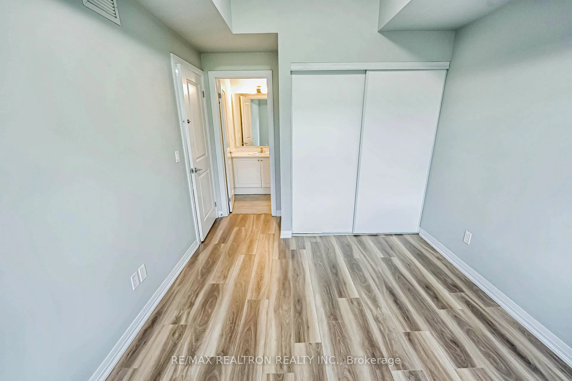 Photo 19 of Unit 415, 2635 William Jackson Drive, Pickering, Duffin Heights — HOMEH