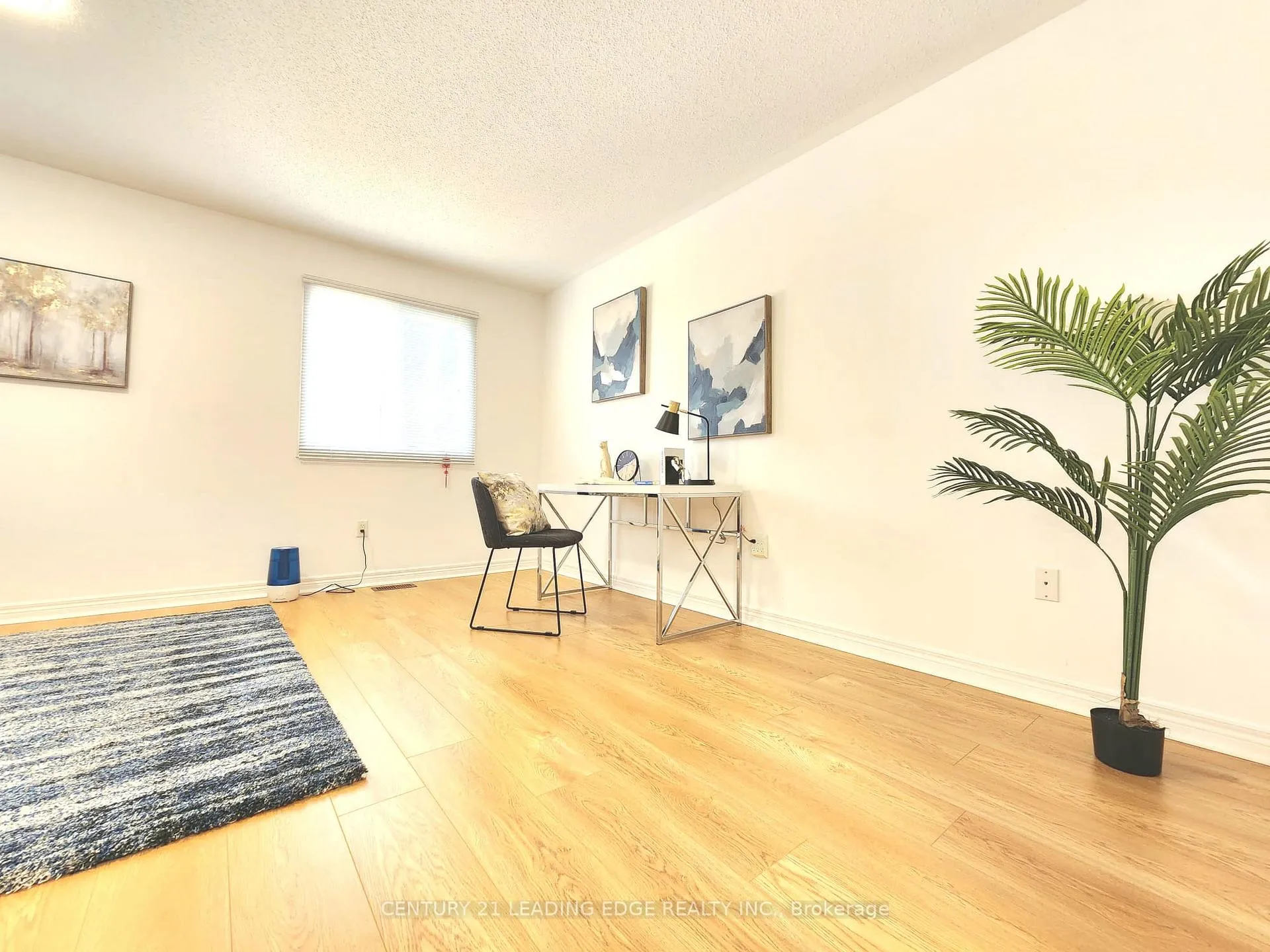 Photo 18 of 93 Treasure Hill Road, Vaughan, Maple — HOMEH